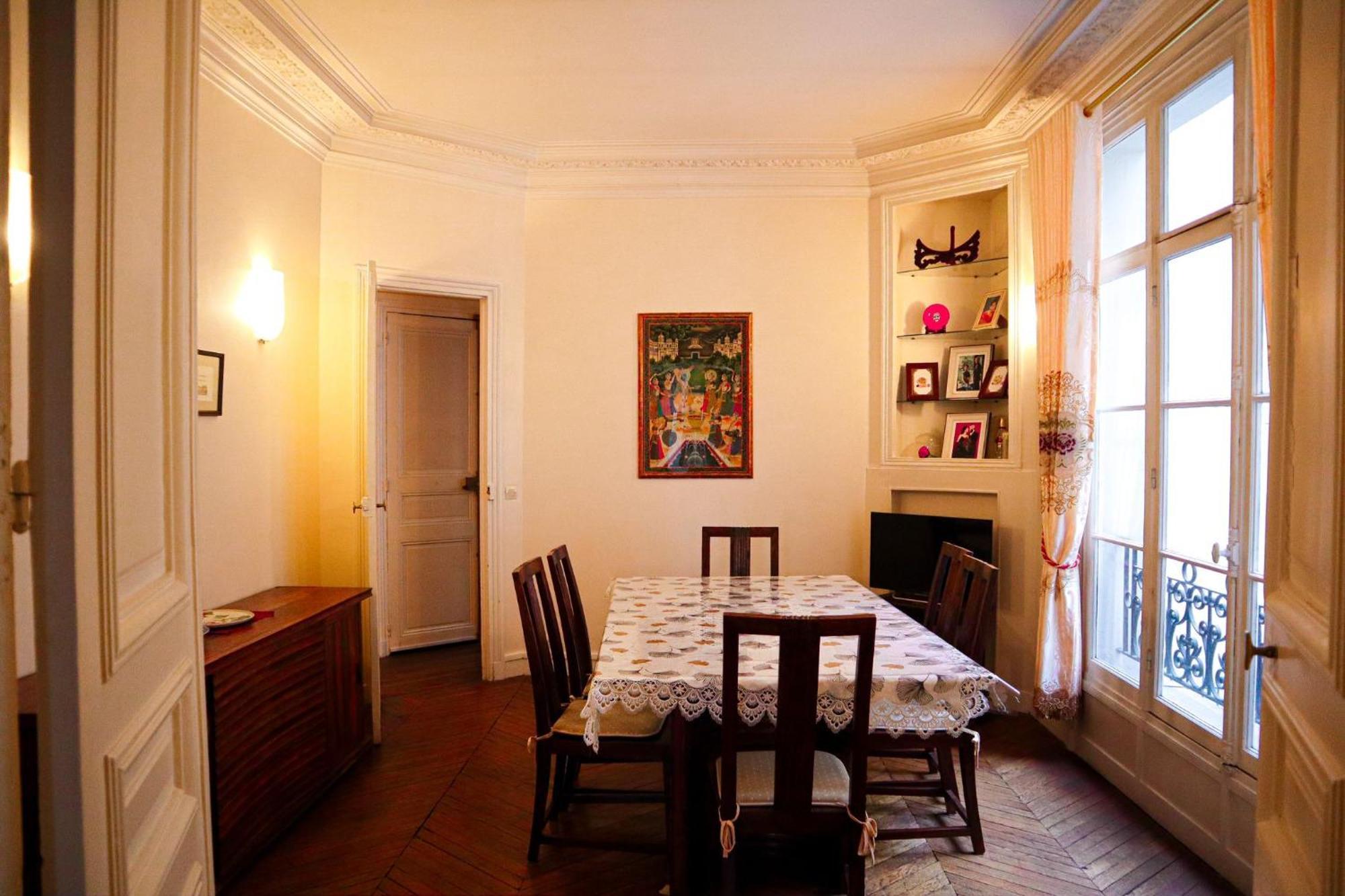 Appartement Grand Proche Champs Elysees Paris