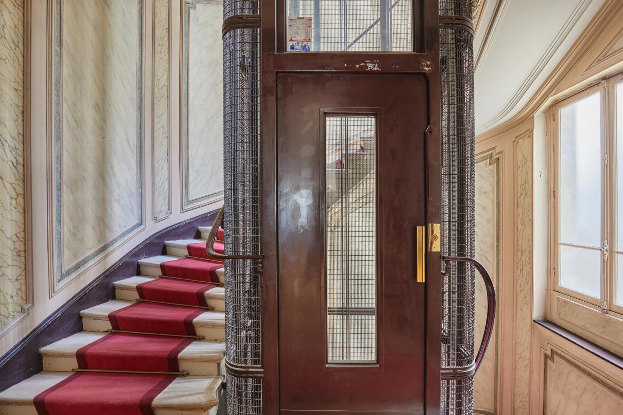 Apartment Amazing Saint Germain Des Pres With Ac By Prestige Paris