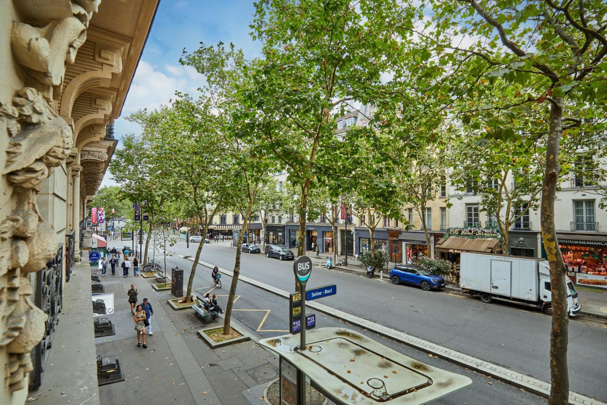 Amazing Saint Germain Des Pres With Ac By Prestige *