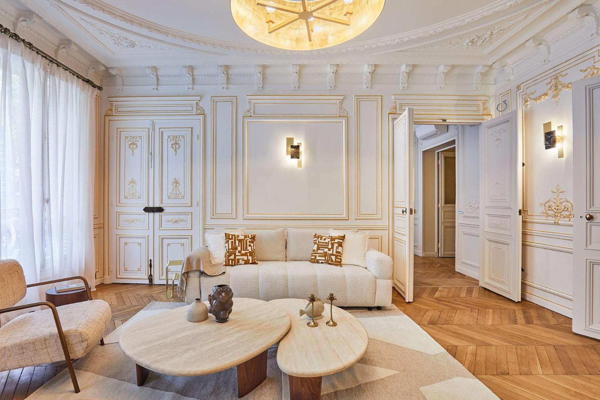 Amazing Saint Germain Des Pres With Ac By Prestige *