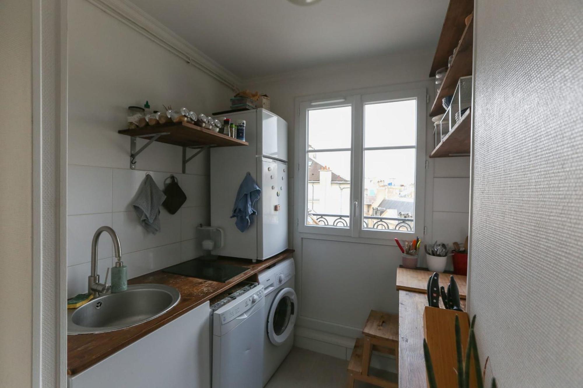 Bright With Balcony Appartement