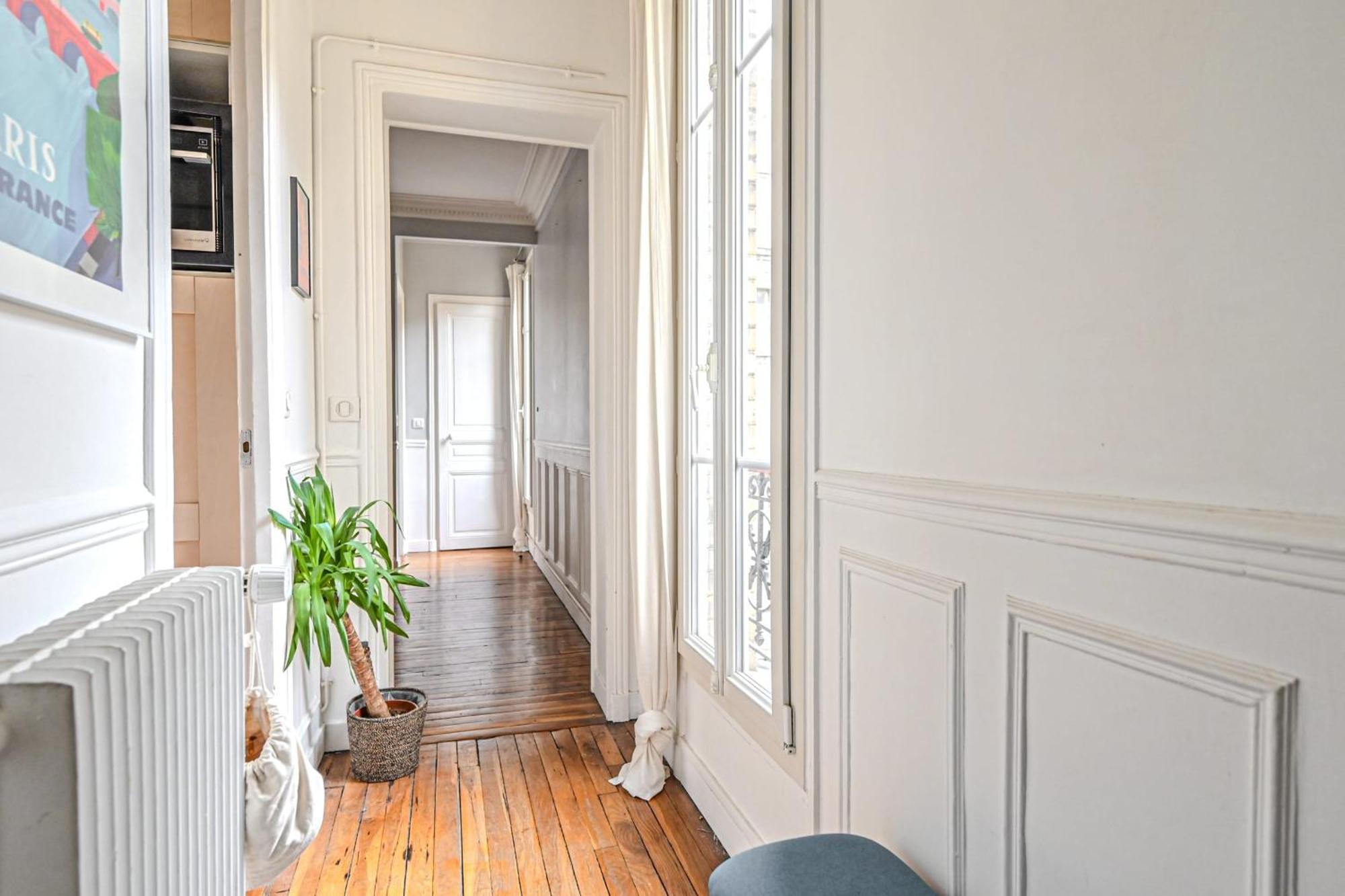 T3 With Wifi Near Montmartre * Paris