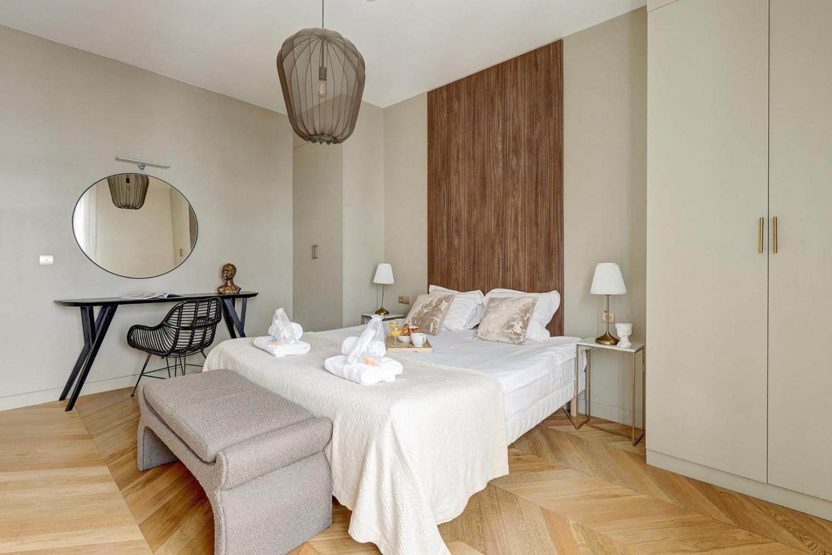Bluestay 241 - Superb * Paris