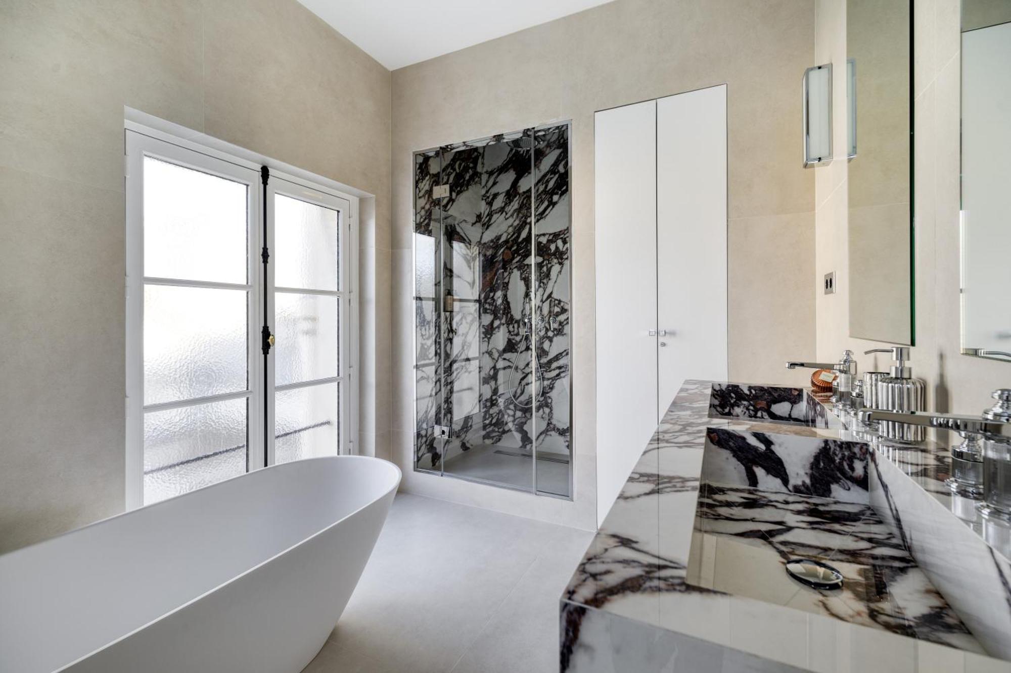 Oniri - Serviced Apartments In Louvre - Rue De Rivoli Paris