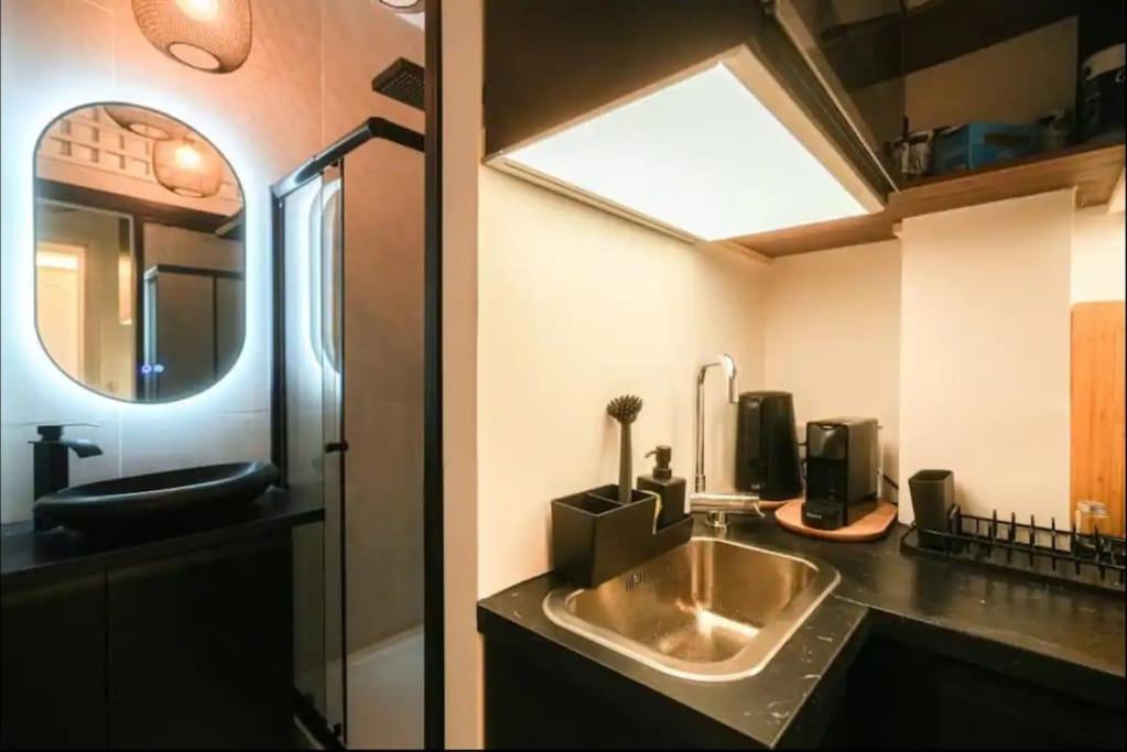 Apartment Parisien Chic & Cosy Mbka *