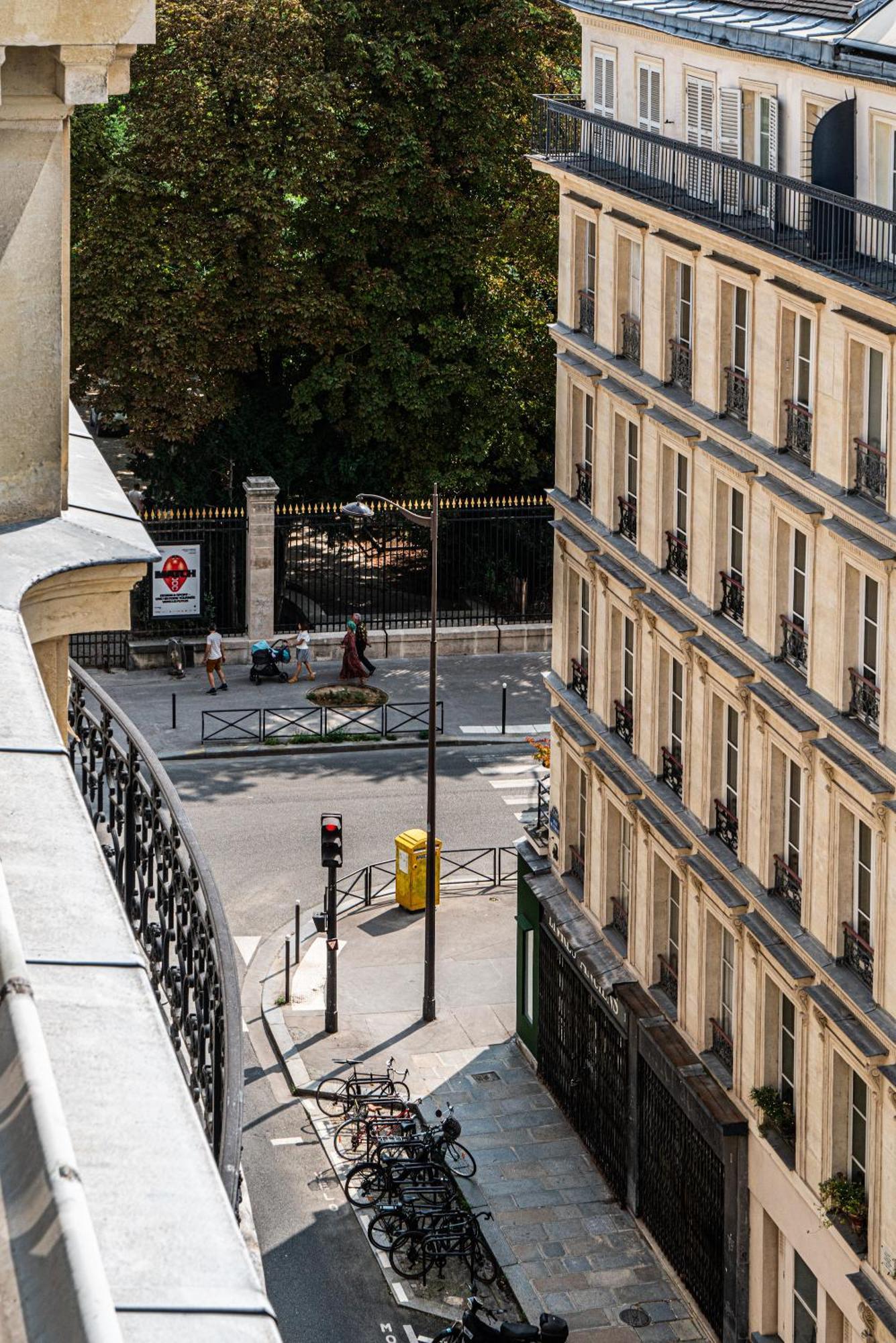 Perreyve 3* Paris