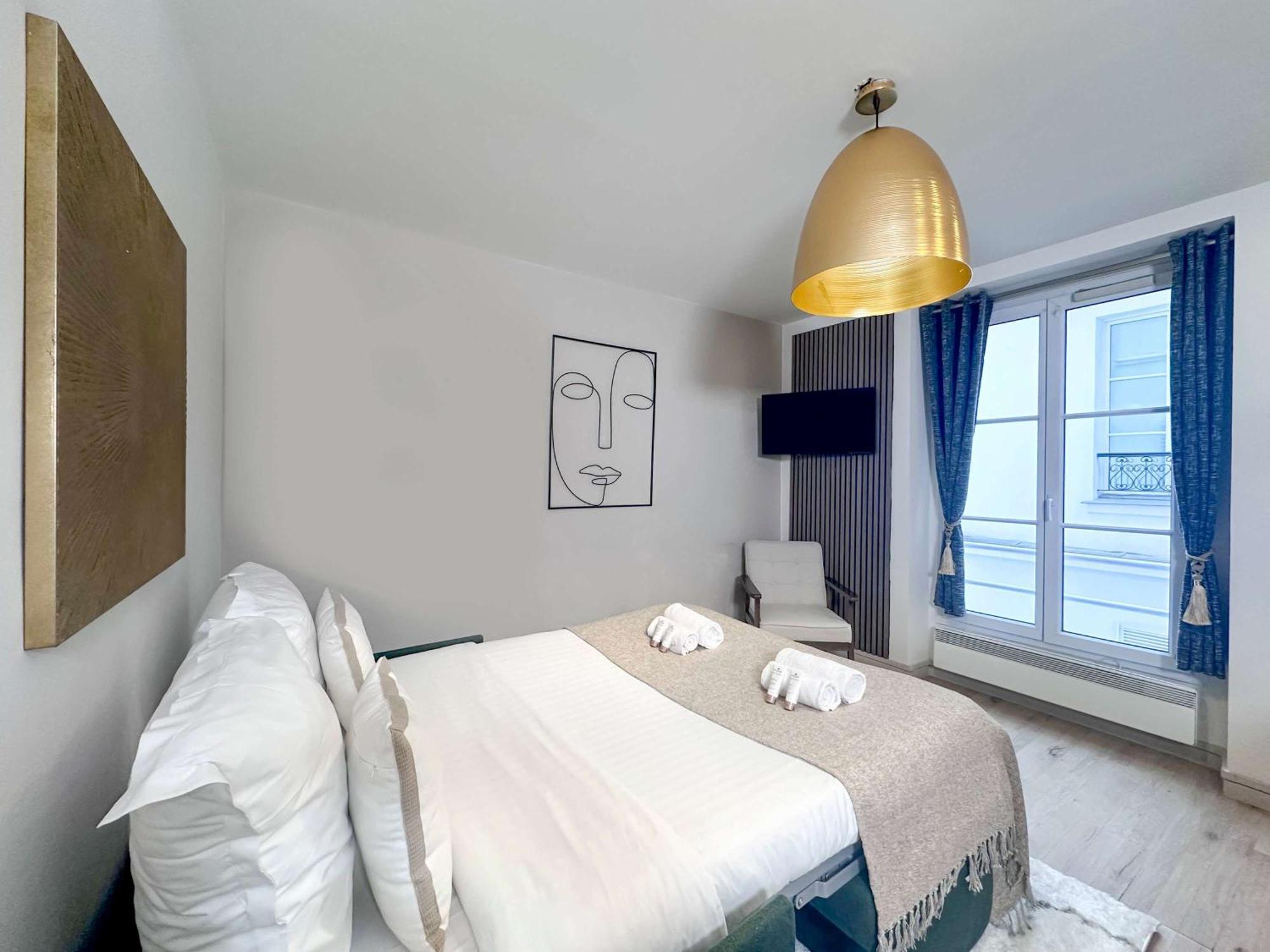 Apartment Eiffel Tower & Invalides - Superb Paris