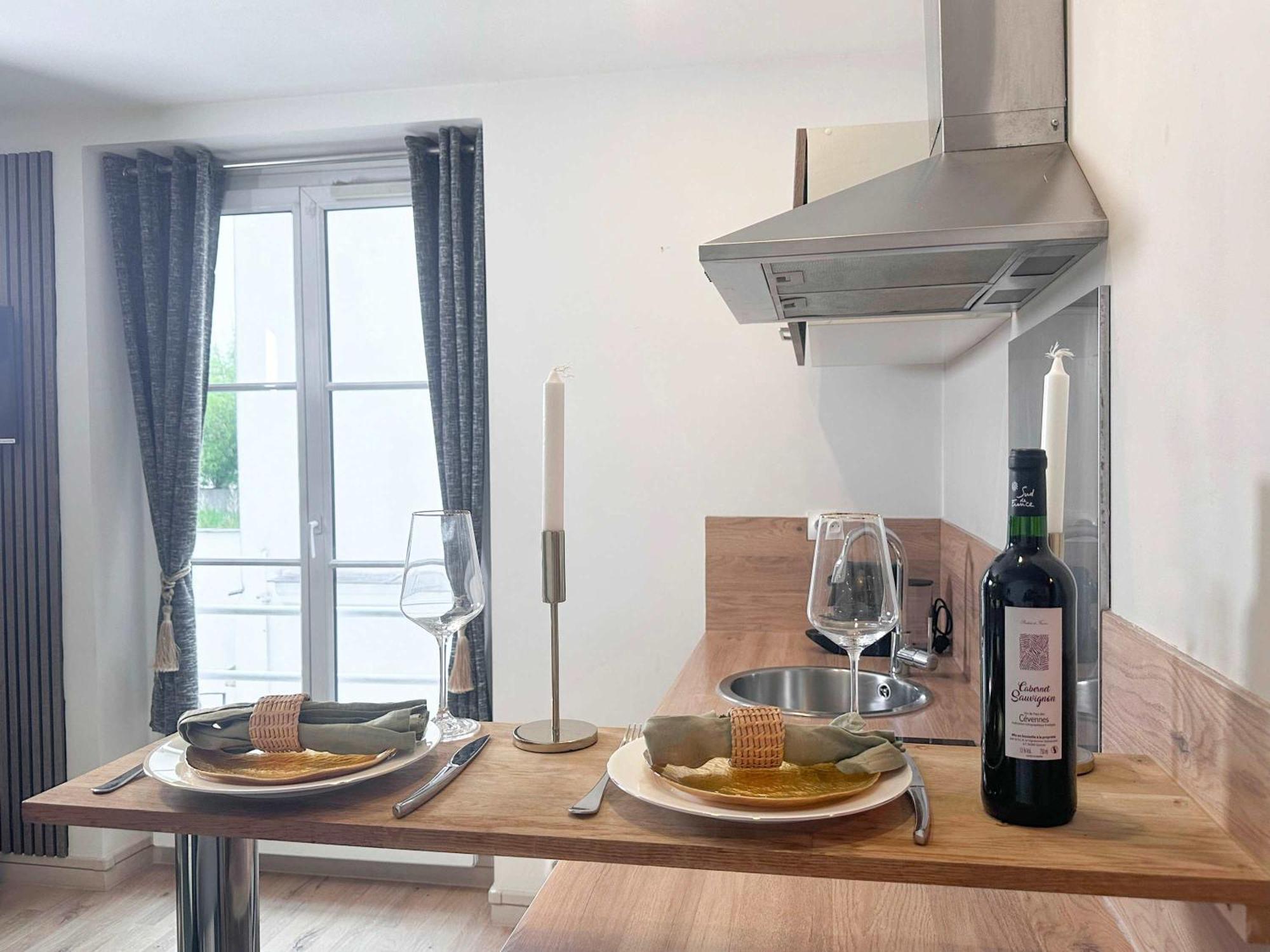 Apartment Eiffel Tower & Invalides - Superb Paris