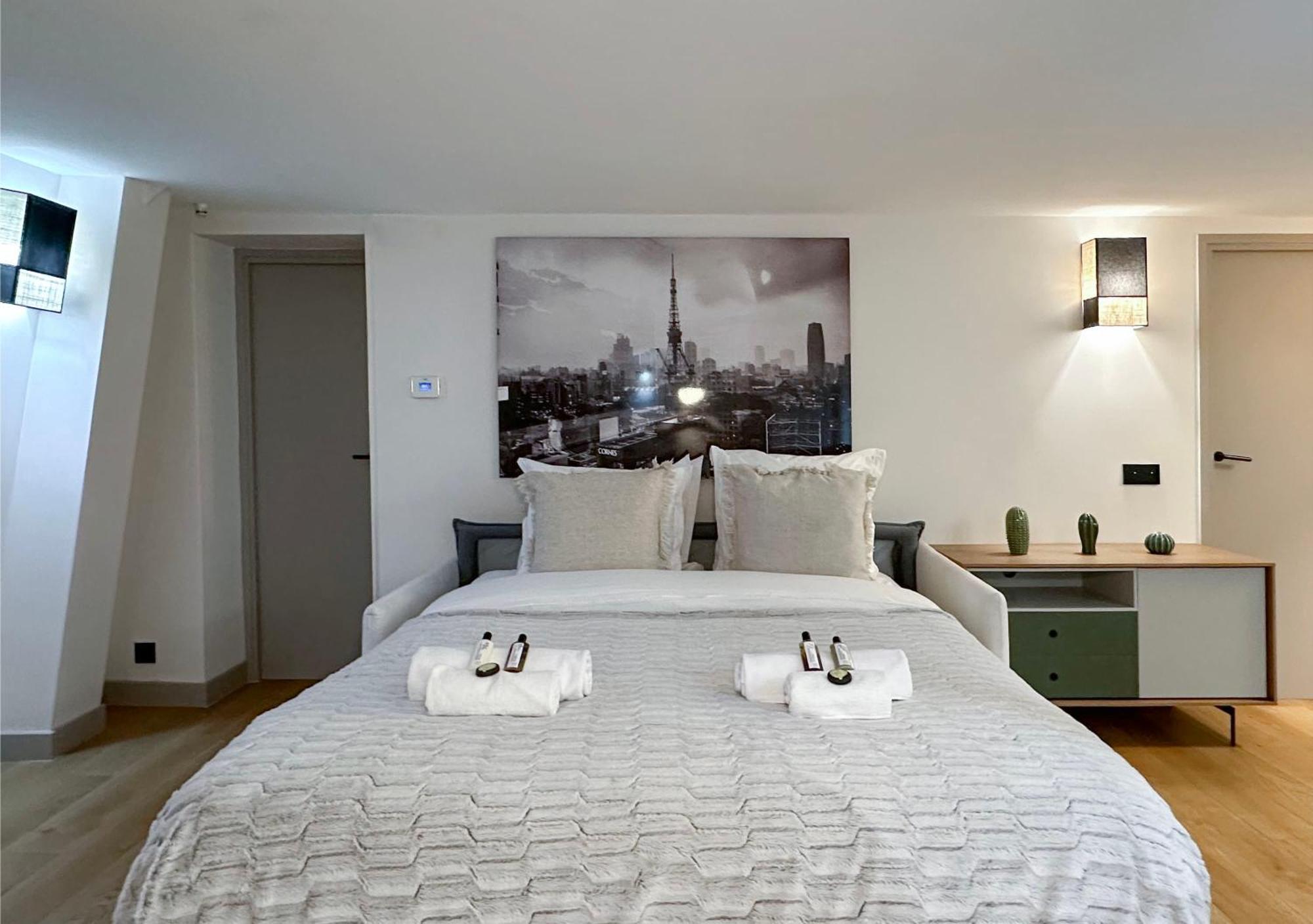 Luxurious Family Near Luxembourg Apartment Paris