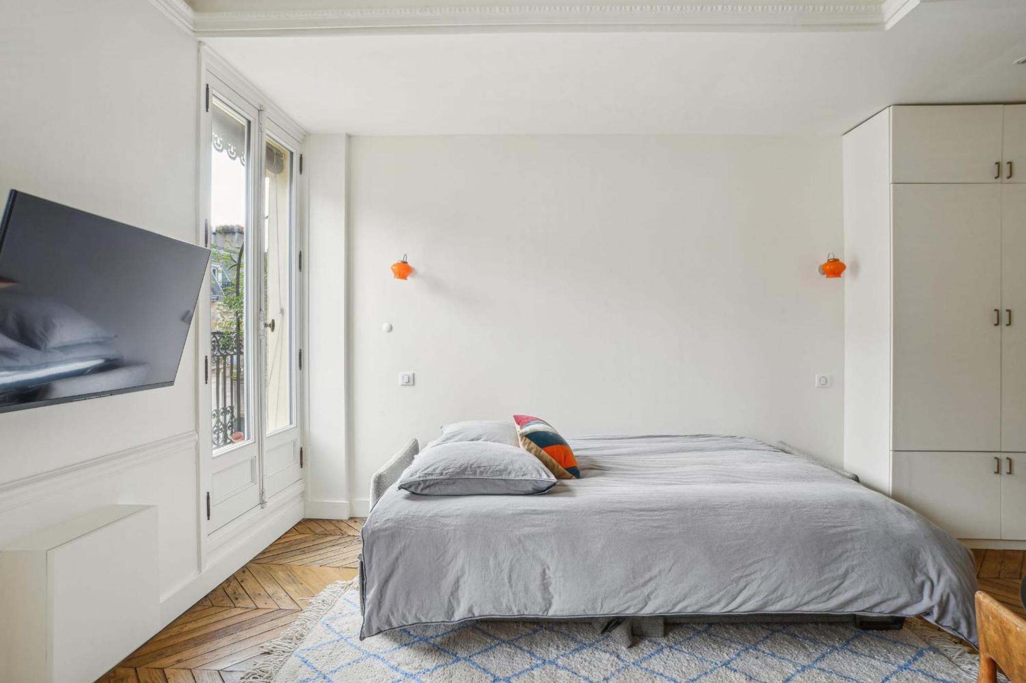 Liege - C Mercier 1bdr - B'your Apartment