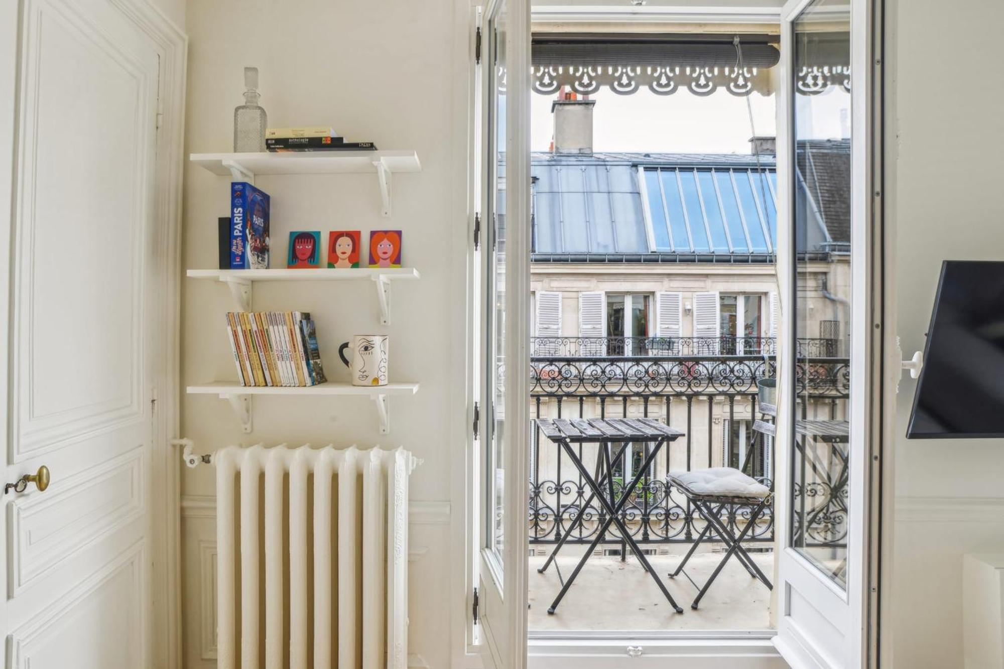 Liege - C Mercier 1bdr - B'your Apartment