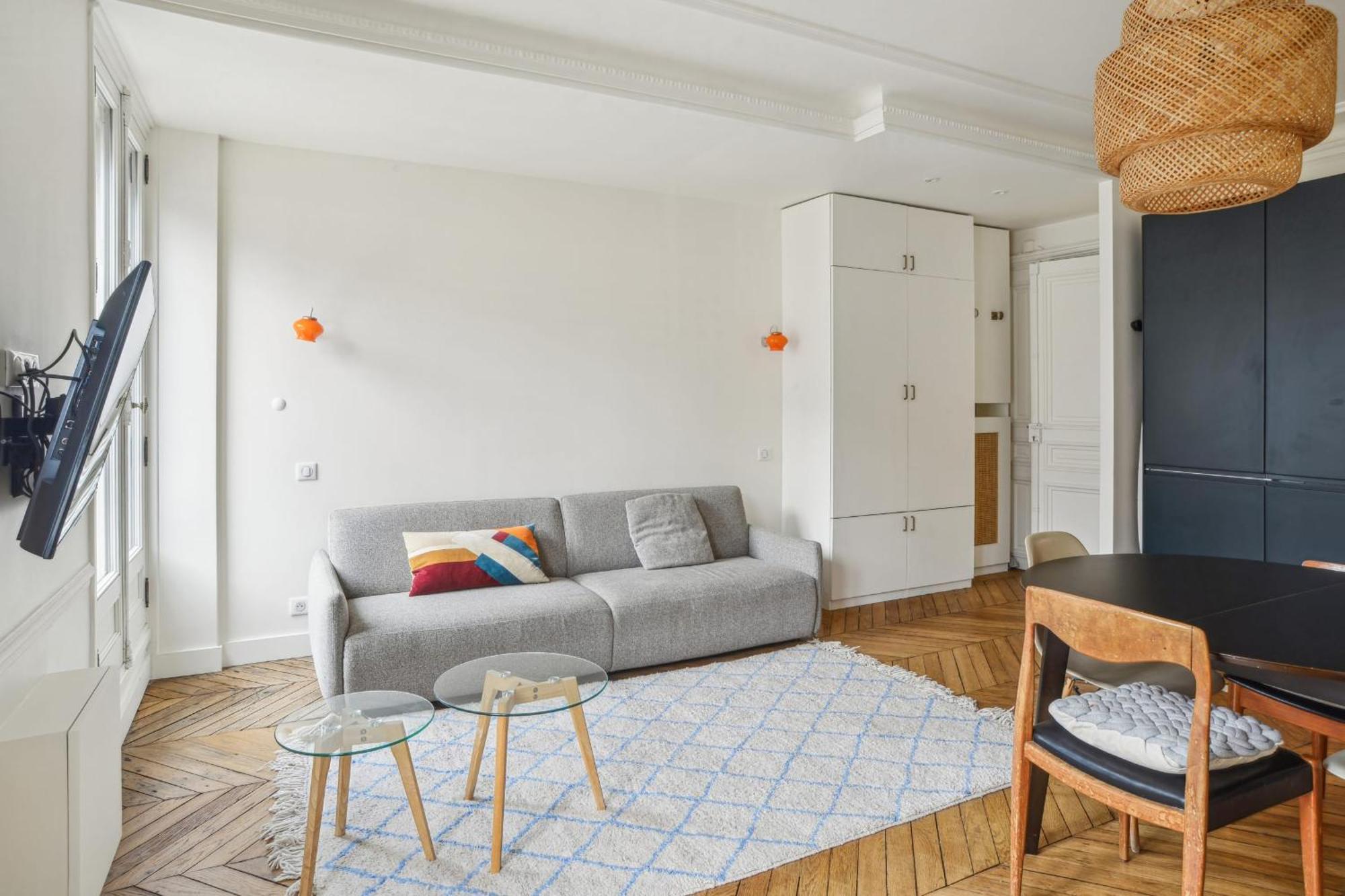 Apartment Liege - C Mercier 1bdr - B'your Paris