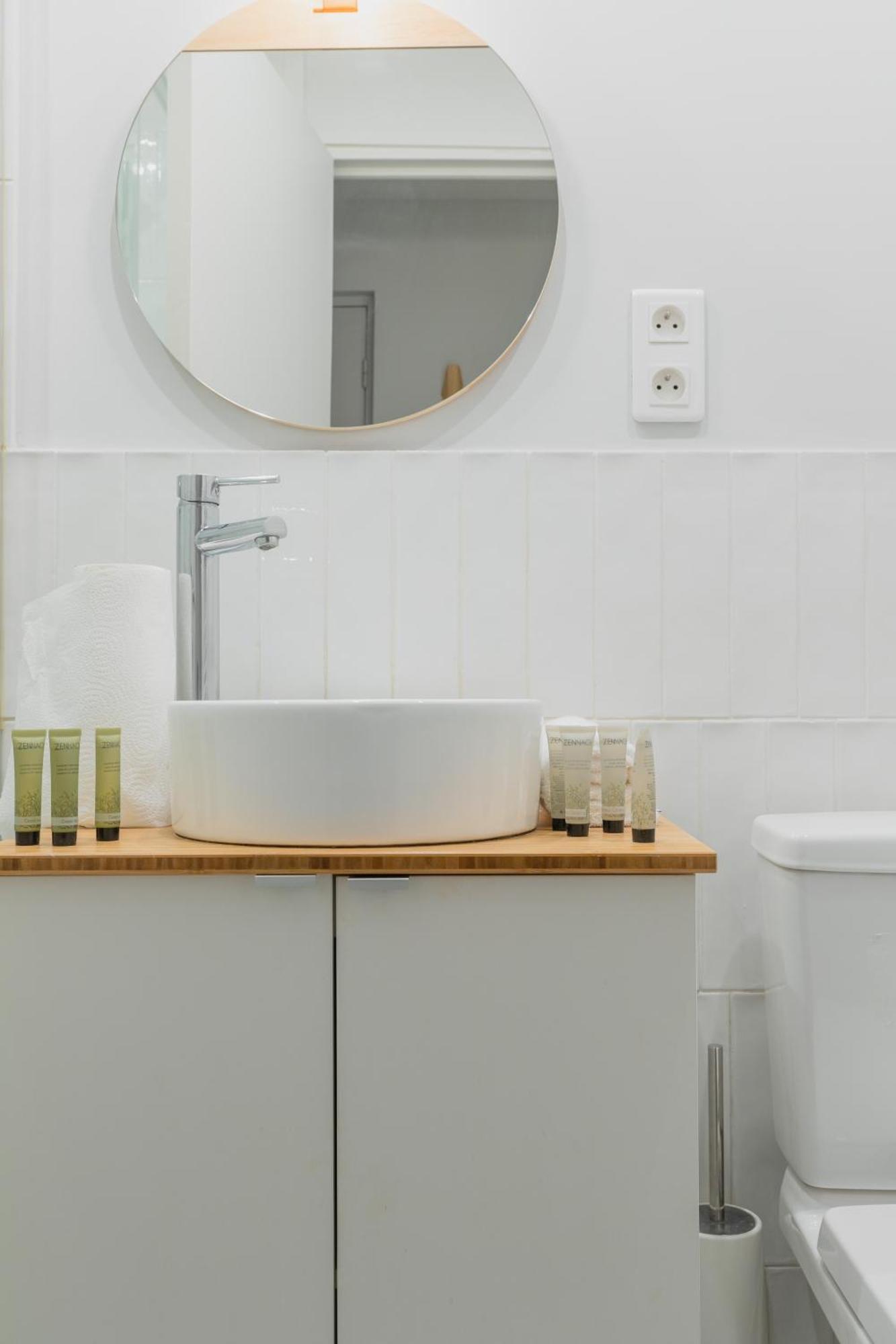 An Enchanting Parisian Hideaway