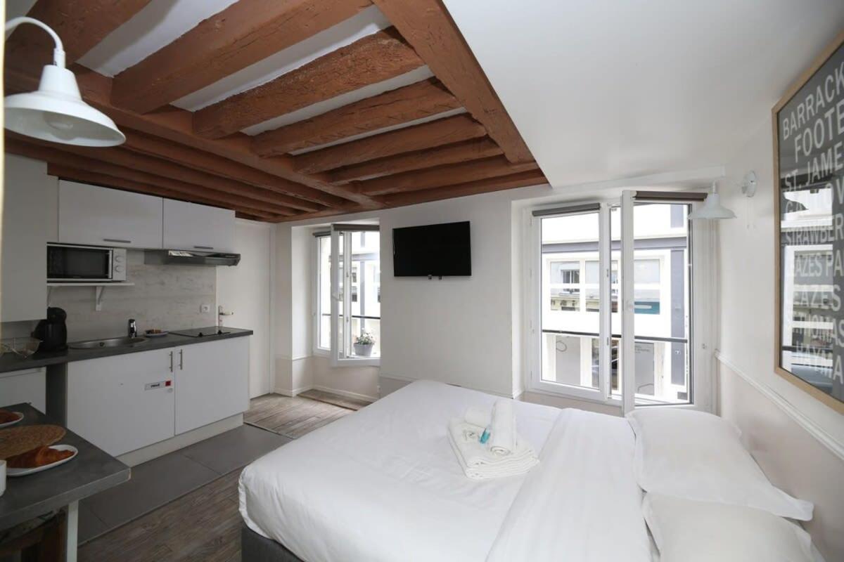 Parisien 20m2 En Face Du Musee Grevin - 2p - Flat-guest Apartment Paris