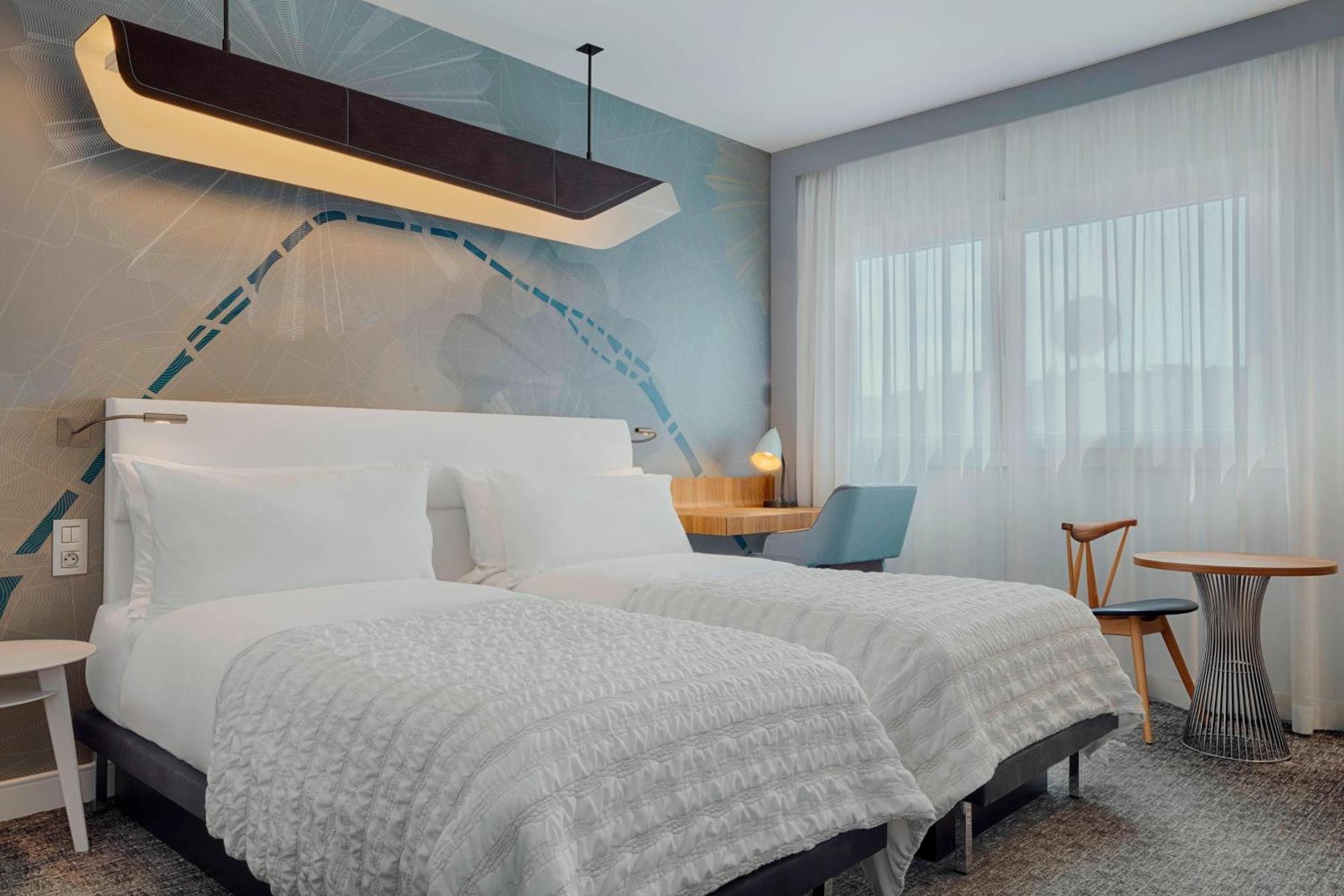 Le Meridien Etoile 4* Paris