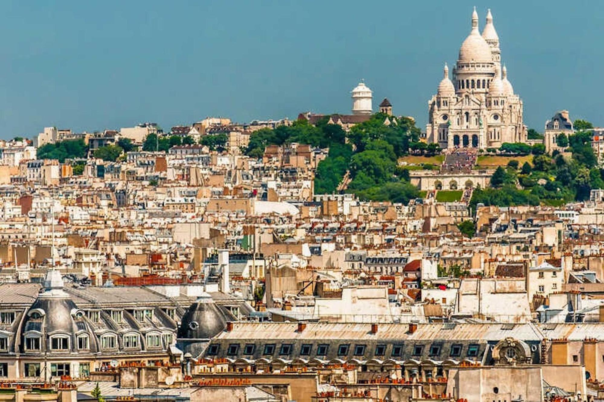 Charming Duplex In Montmartre Paris
