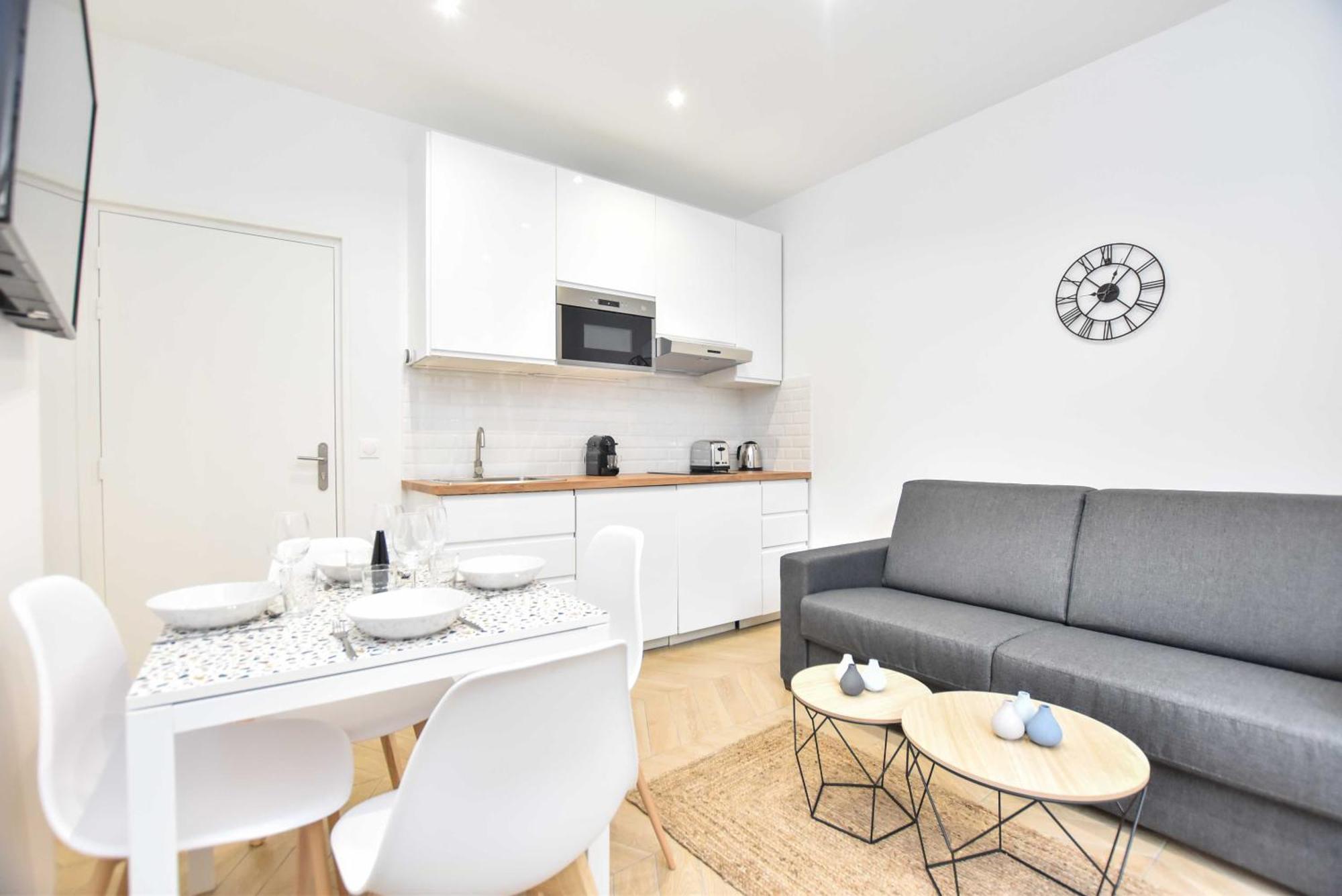 1bdr Bastille Apartment