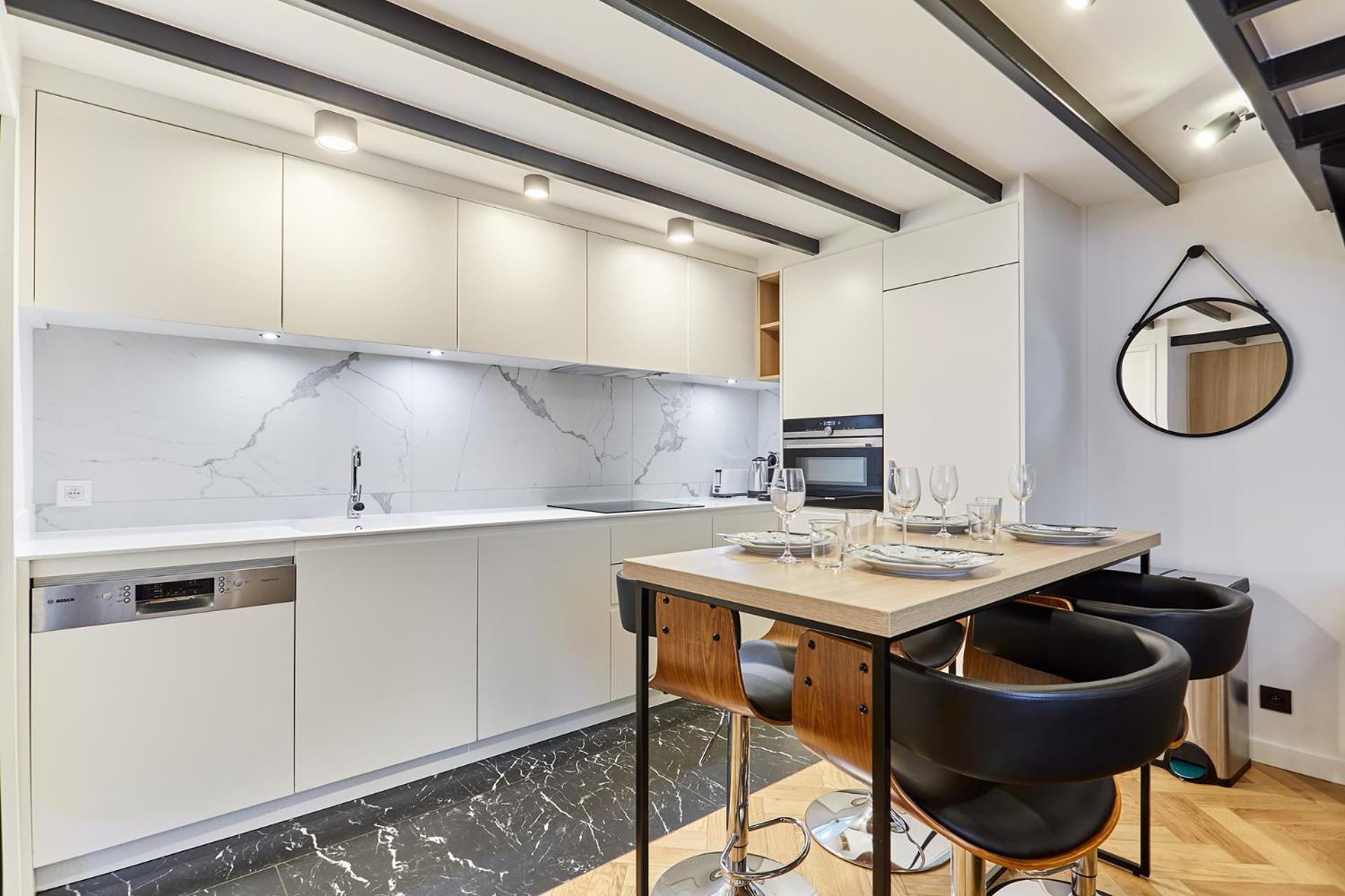 Duplex Center Of By Studioprestige