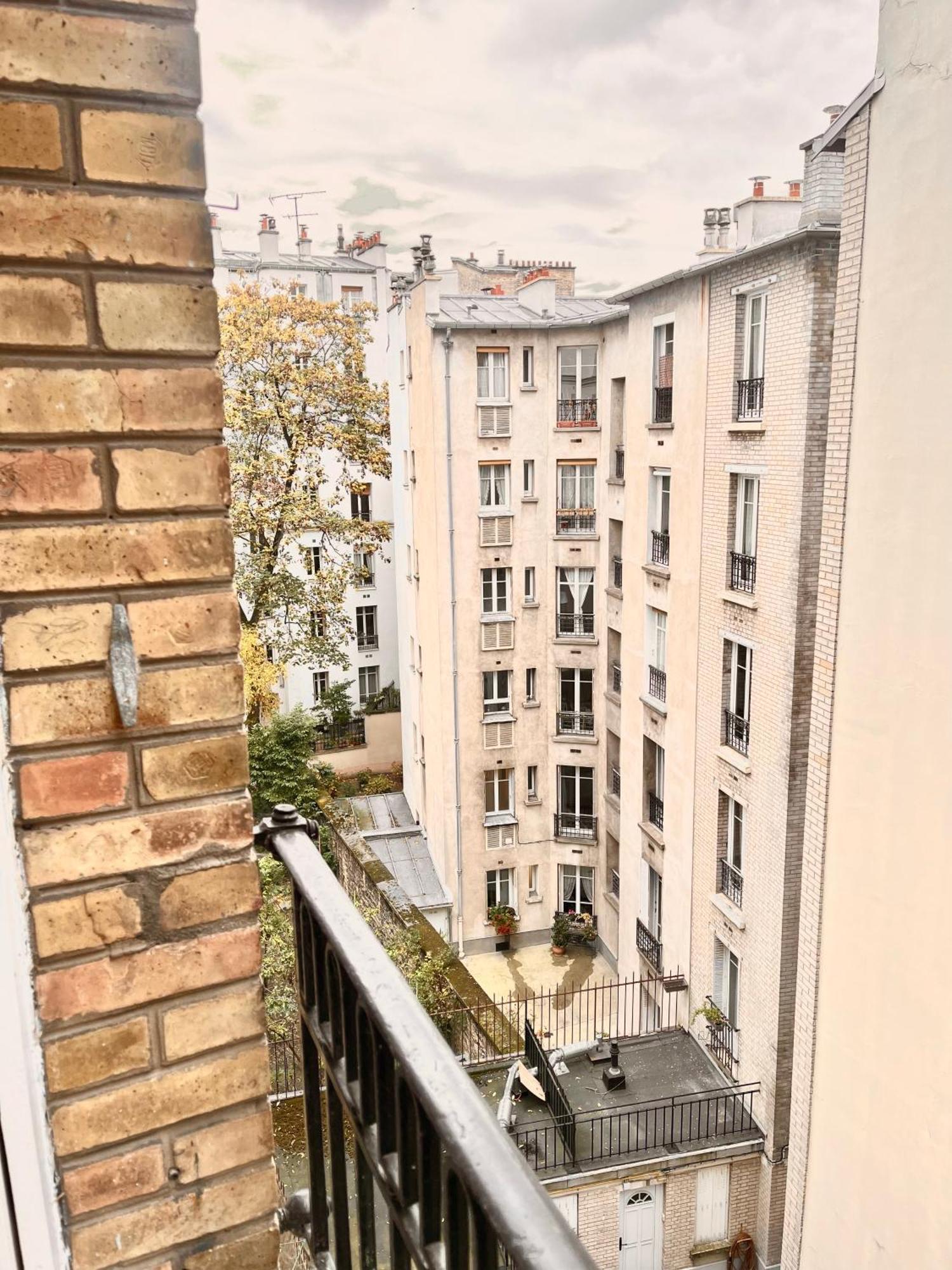 Spacious Flat Near Montparnasse Bausset 4th * Paris