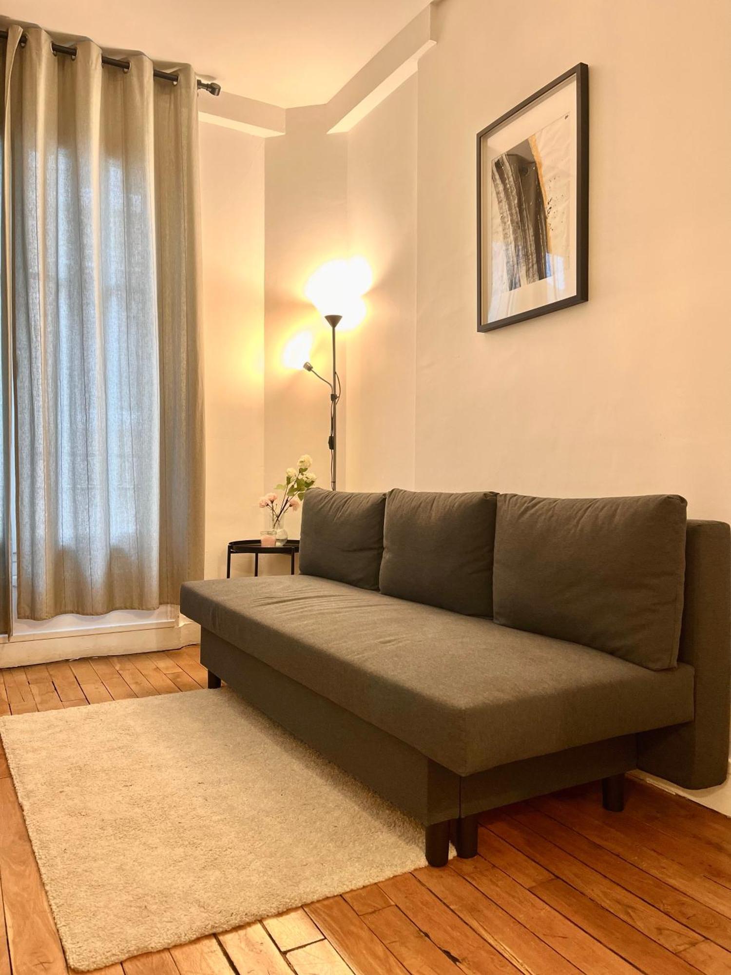 Spacious Flat Near Montparnasse Bausset 4th * Paris