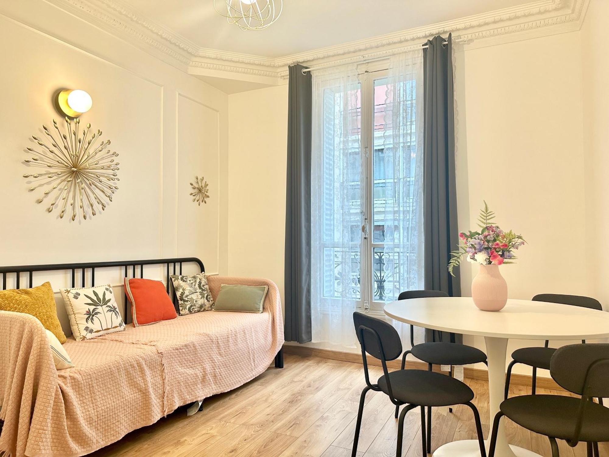 Elegant Sleep 5 In Alasseur Near Eiffel Tower Paris