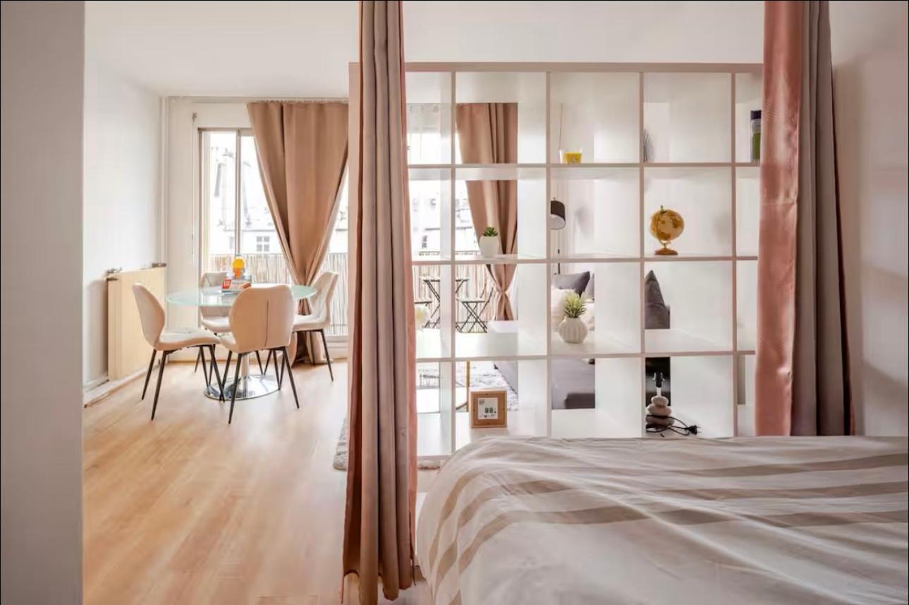 Apartment Piso En Metro Duplex Line 6 Paris
