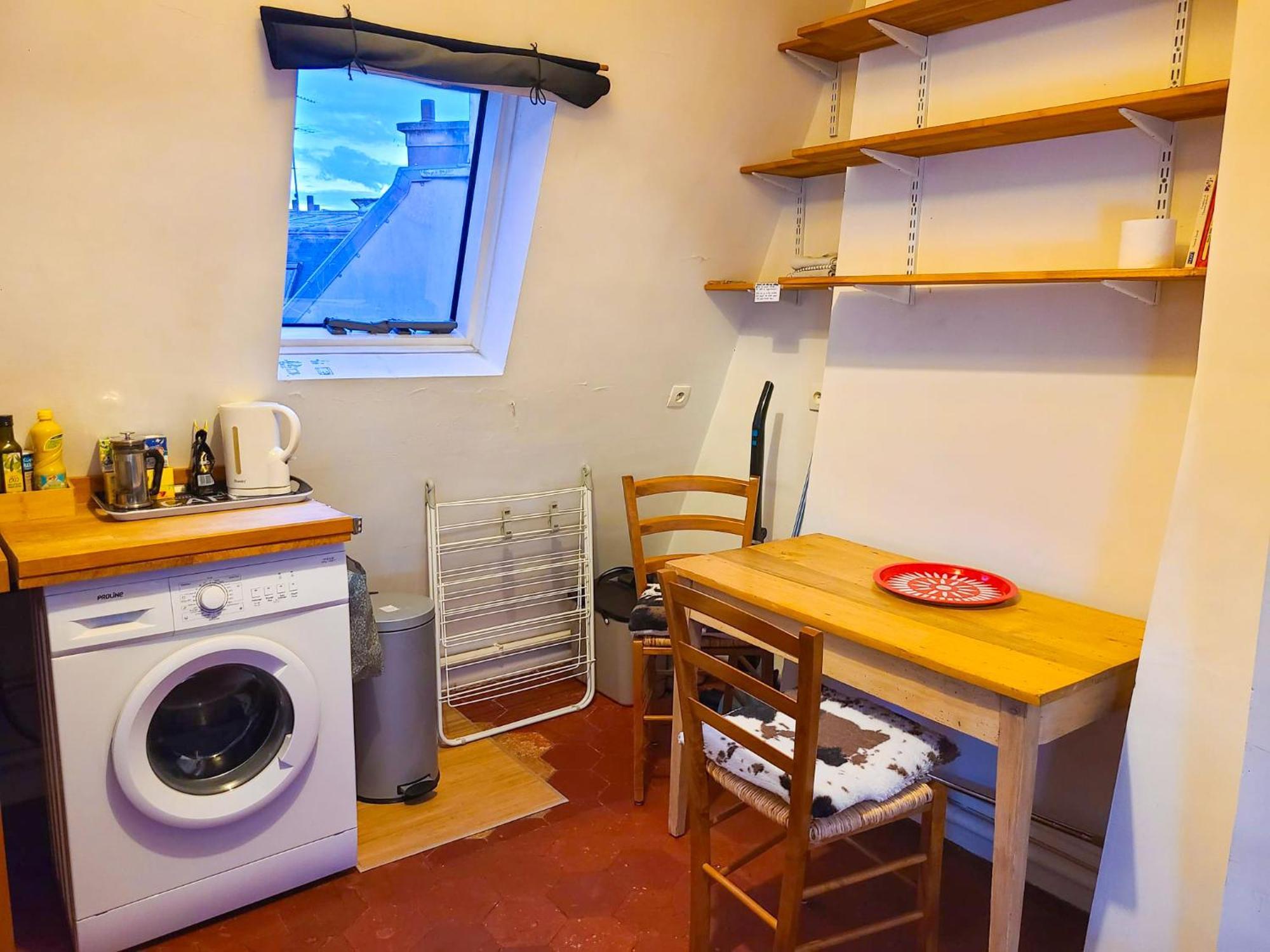 Apartment Nid Douillet Sous Les Toits Gare Du Nord 10 *