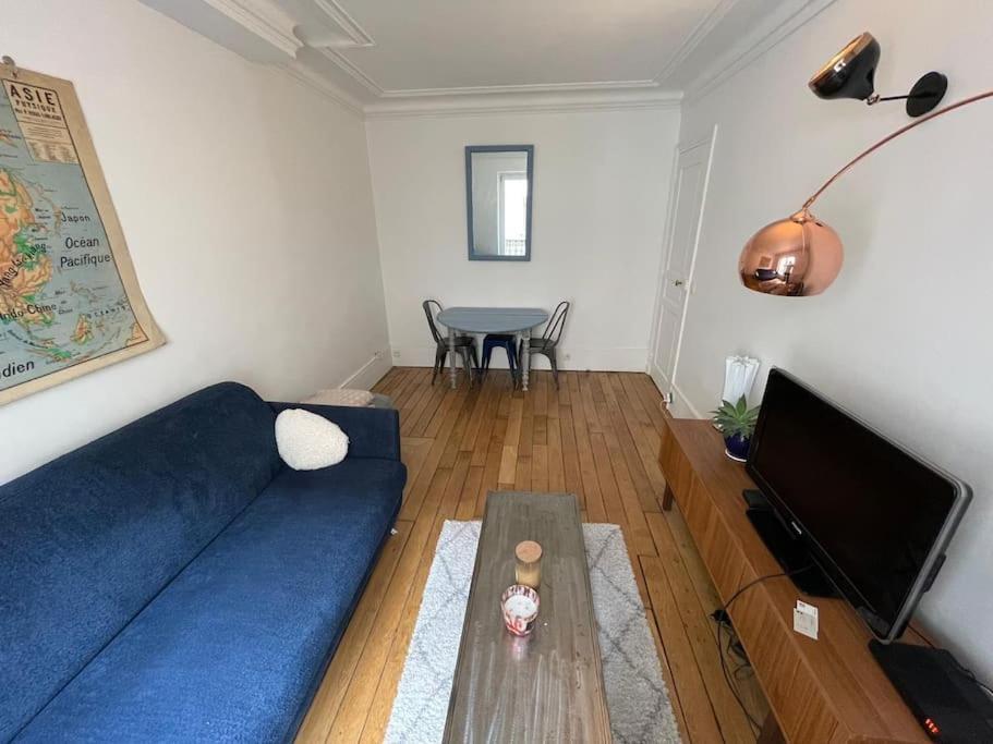 Charming And Bright Flat In A Very Convenient Area *