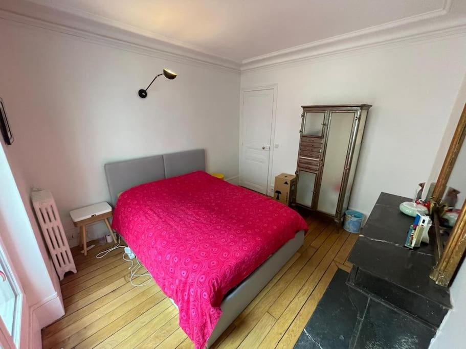 Charming And Bright Flat In A Very Convenient Area