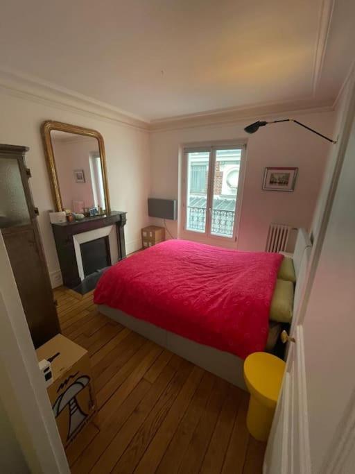 Apartment Charming And Bright Flat In A Very Convenient Area *
