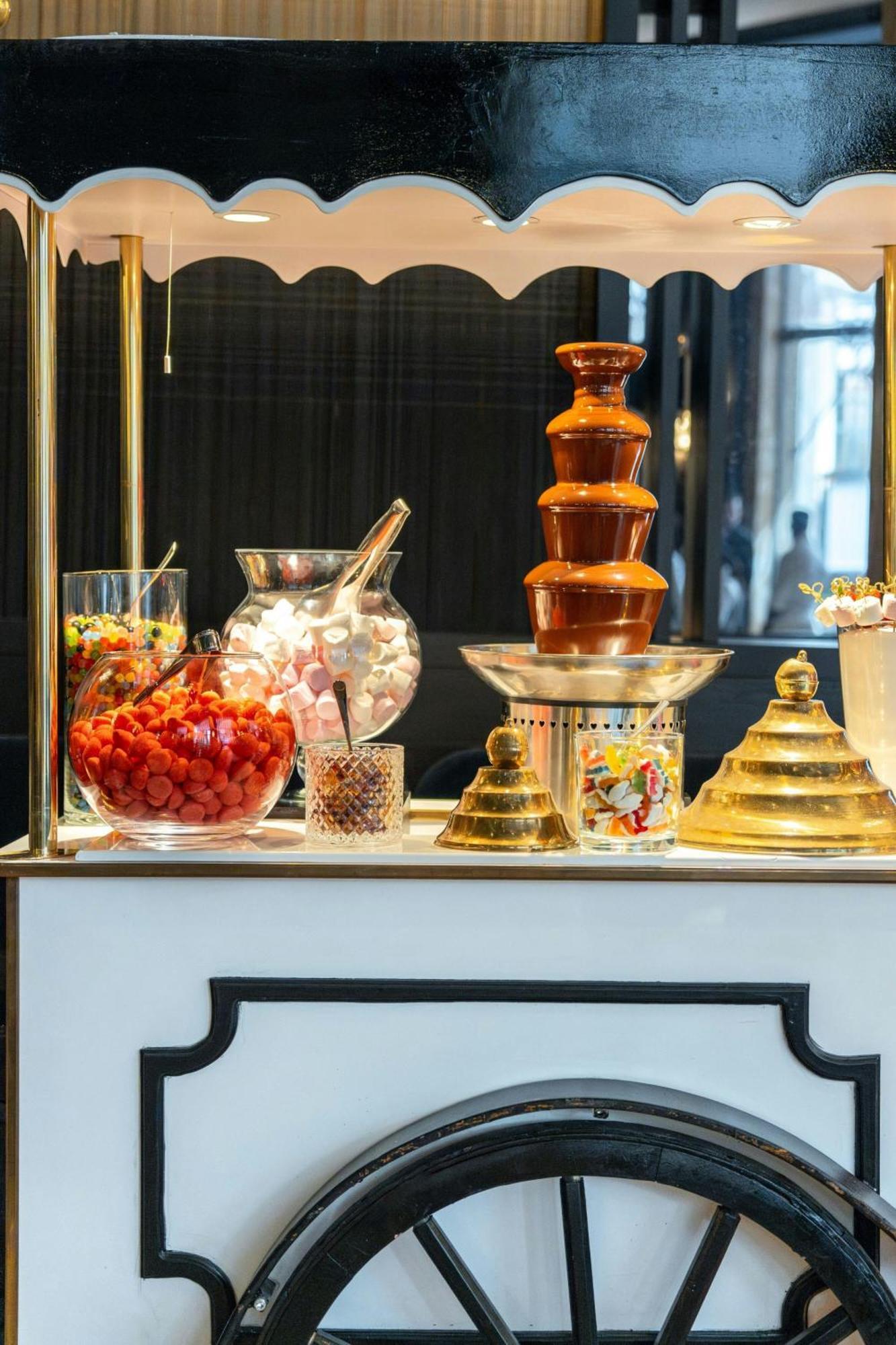 Hotel De Galles, A Luxury Collection Hotel, 5*