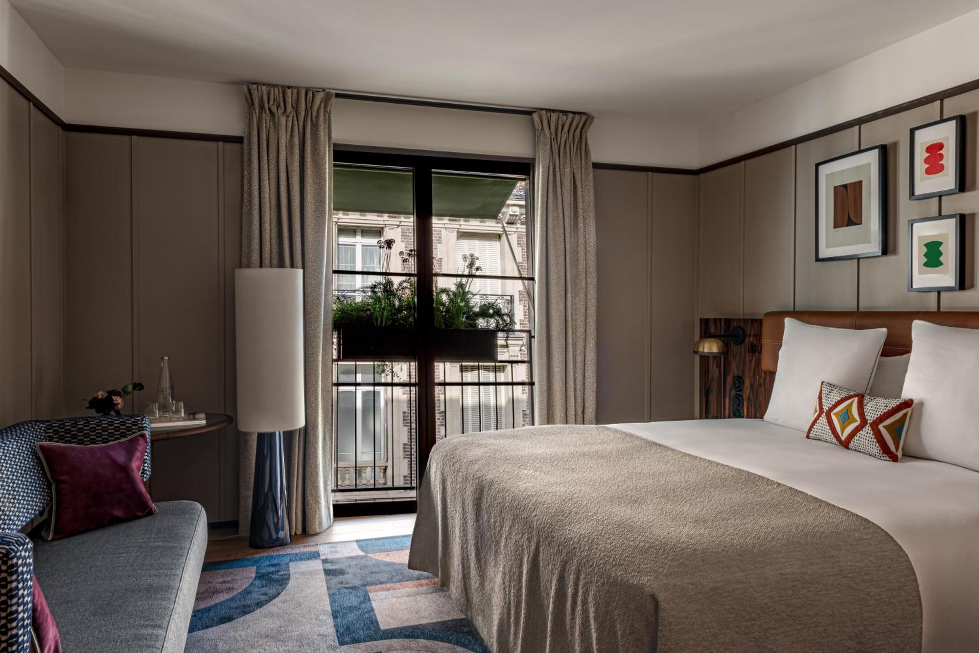 Norman & Hotel Paris