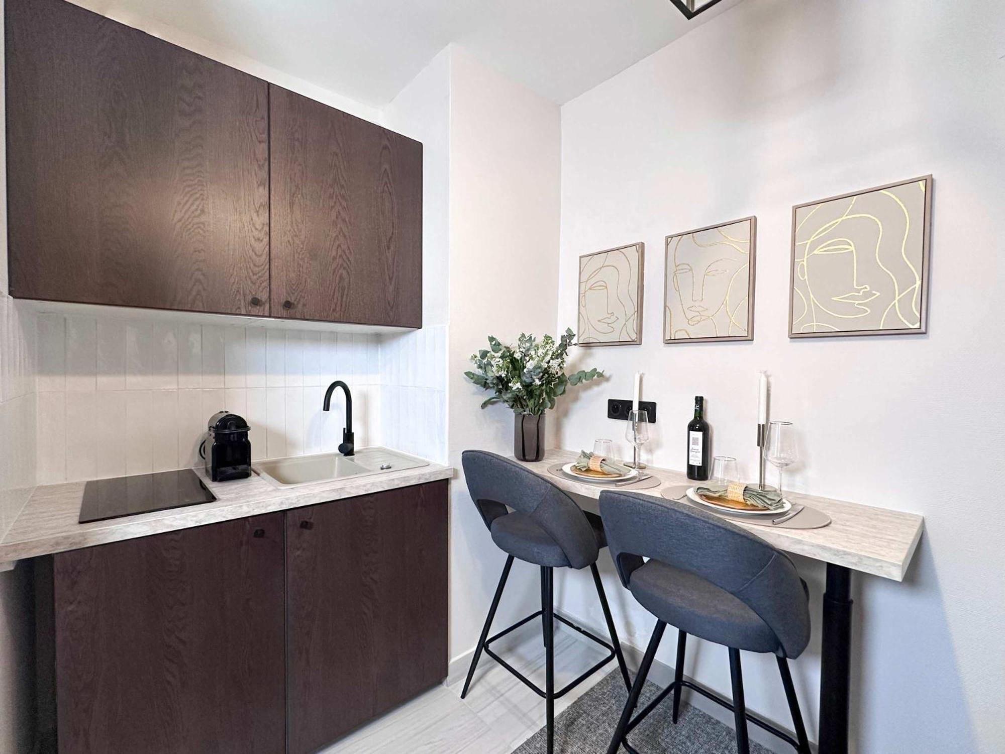 Peaceful Near Porte De Versailles Apartment *