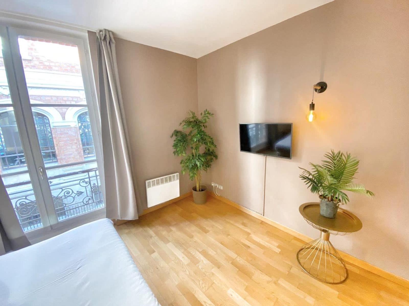 203 - Equipe 5 - Flat-guest * Paris