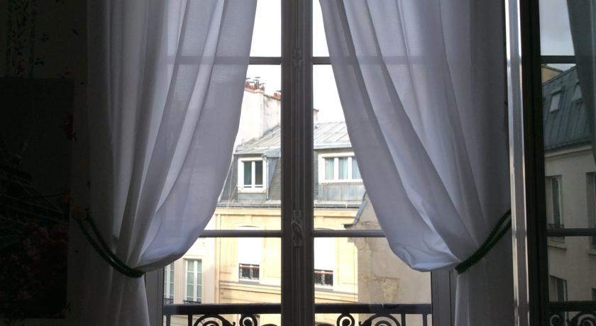 Arc De Triomphe Couette-café *