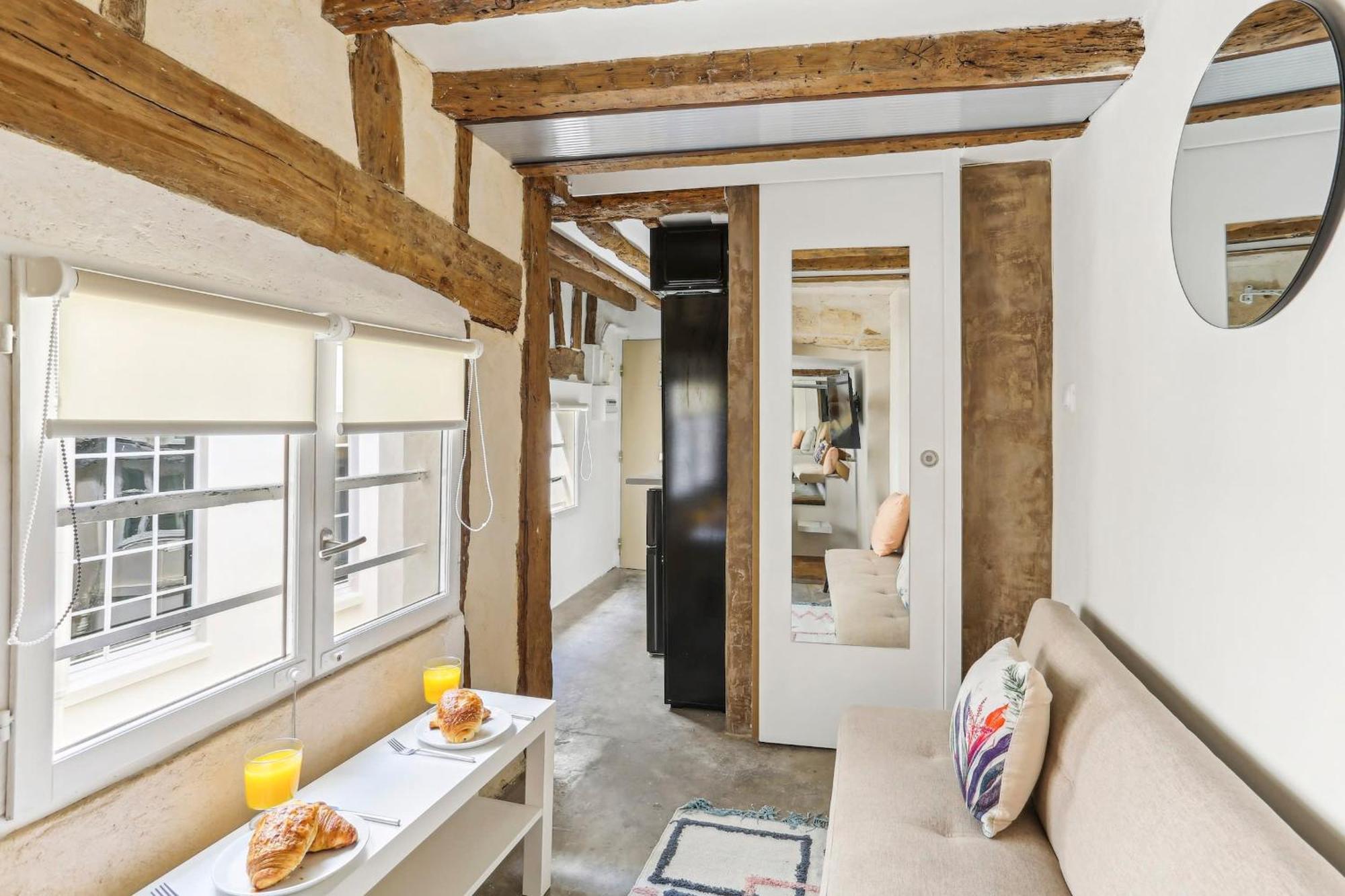 Apartment & Louvre - 1br - Cityapartmentstay