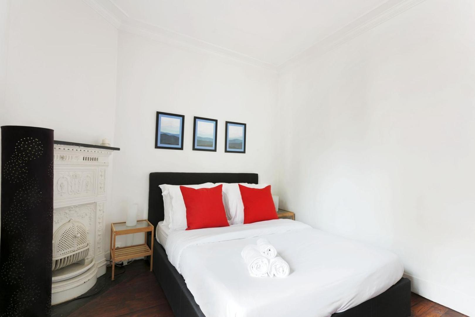 Bnbnook - Cozy 1br In Trendy Bastille Neighborhood Apartment Paris