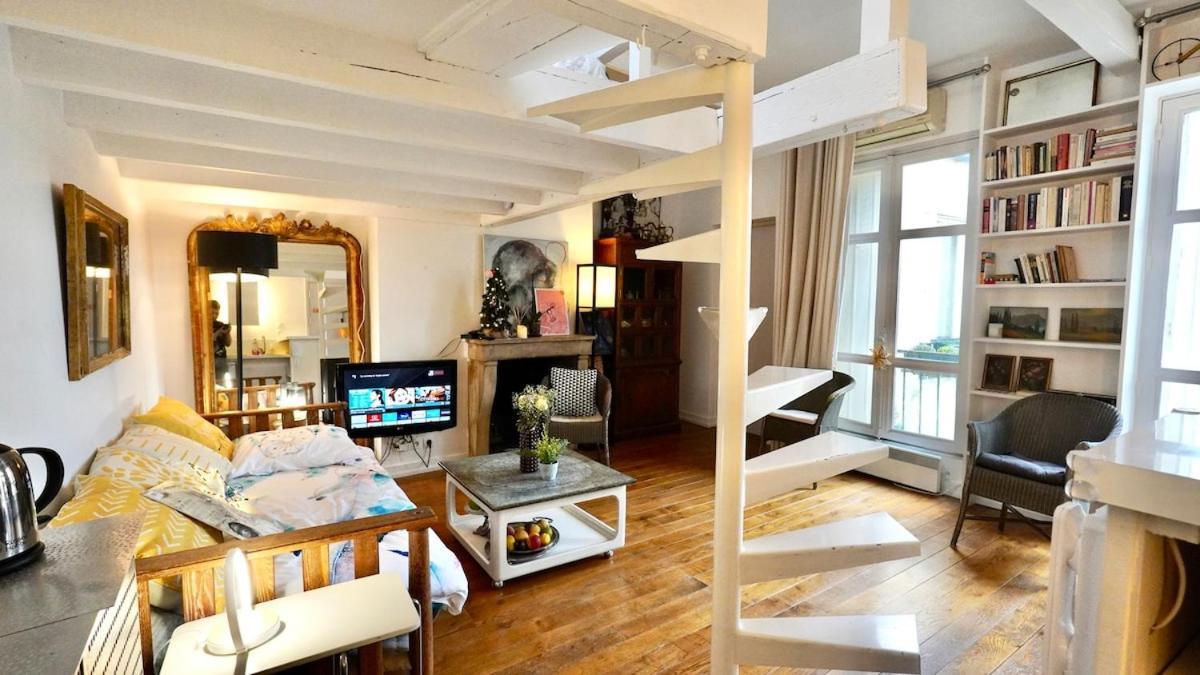 08 Grand Loft Near Notre Dame