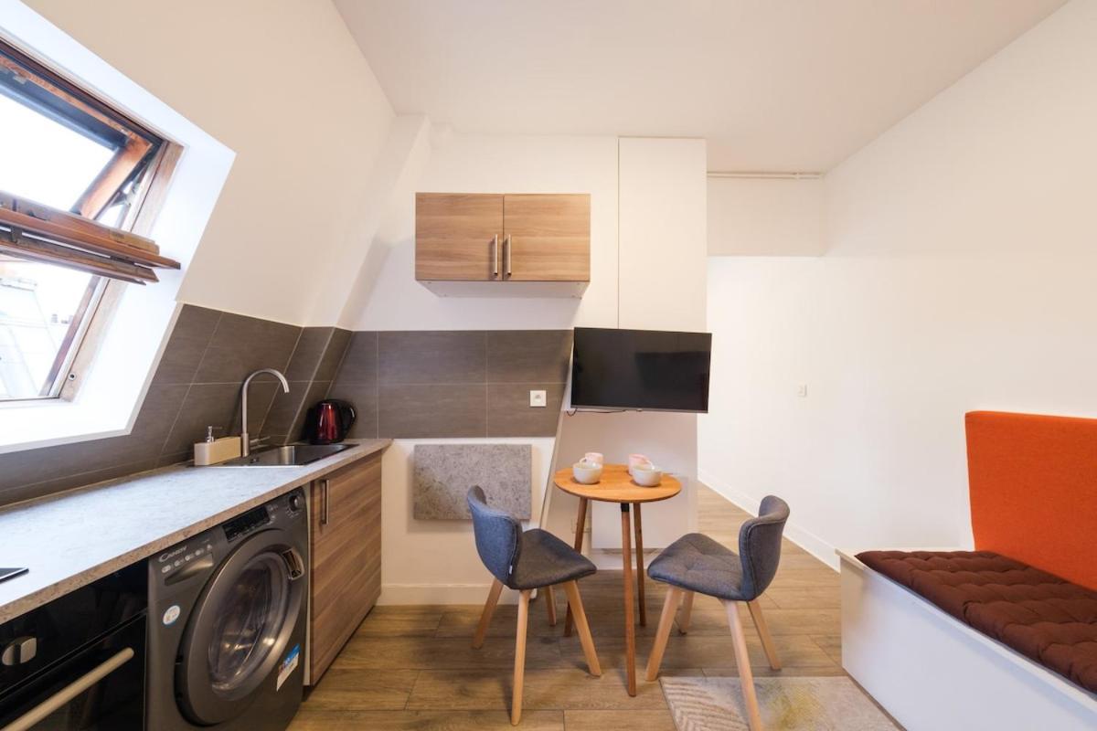 Apartment Beautiful Trudaine-marguerite