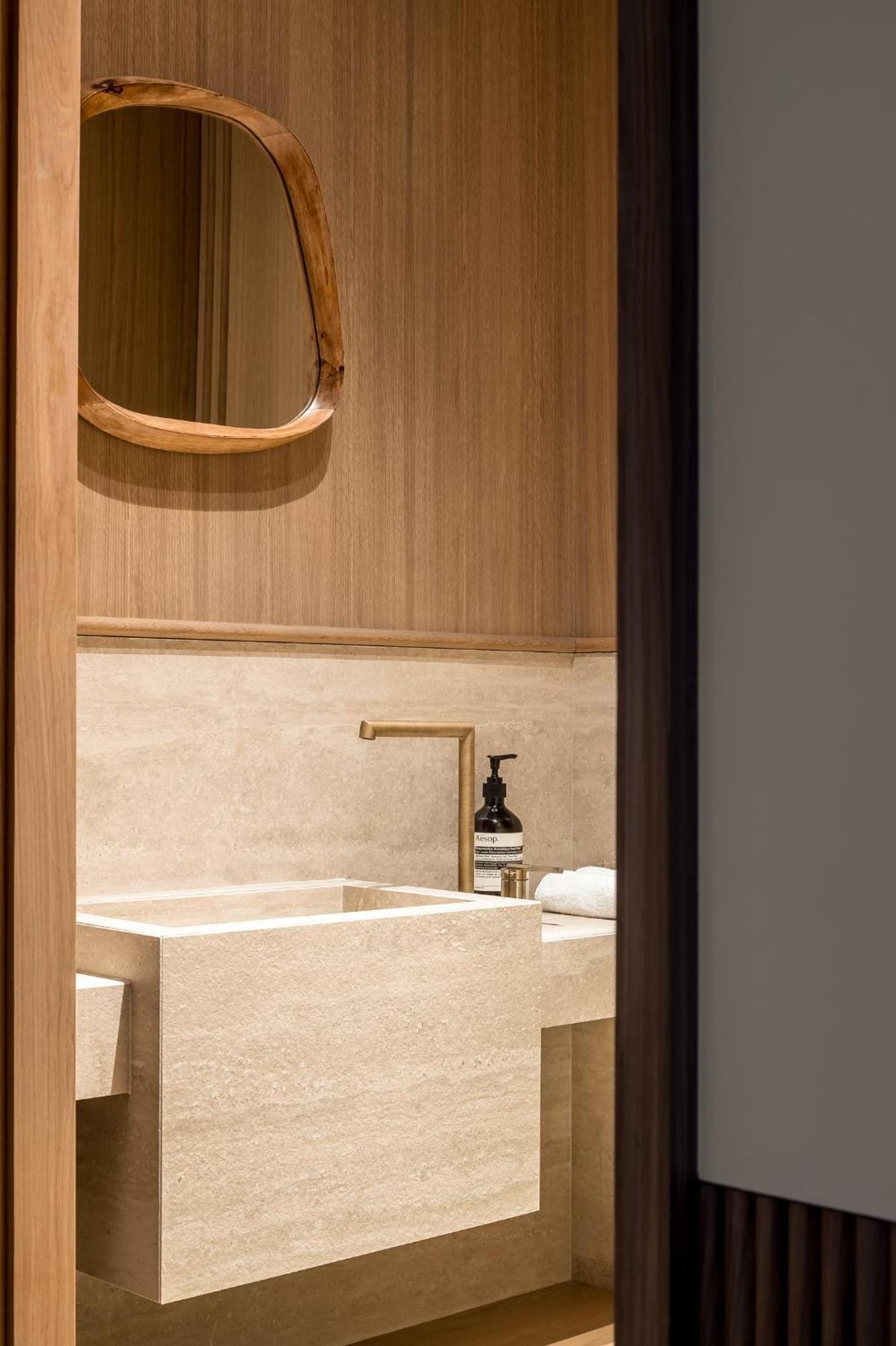 Highstay - Luxury Serviced - Vendome Apartment *
