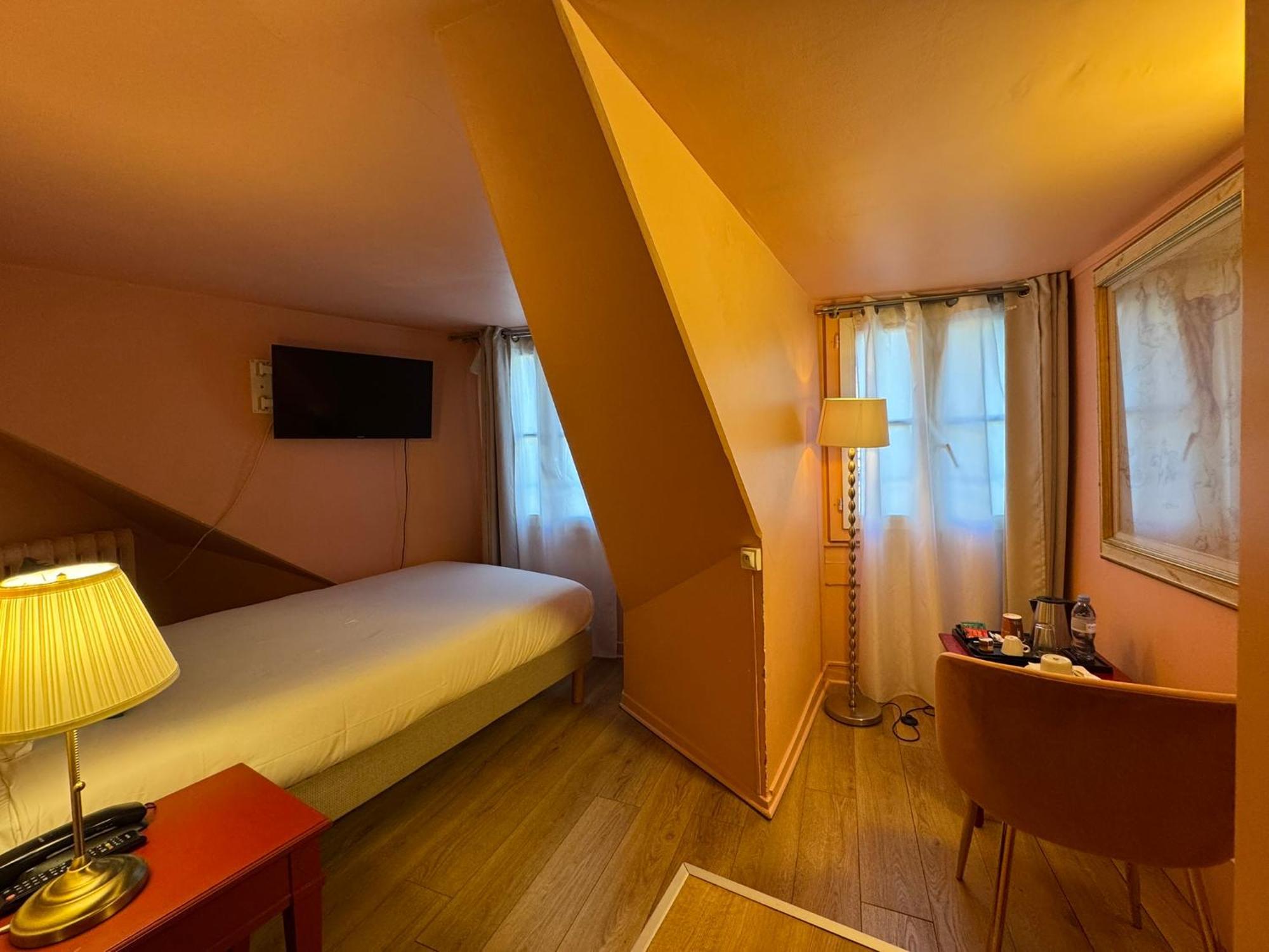 Petit Saint-honoré Hotel Paris