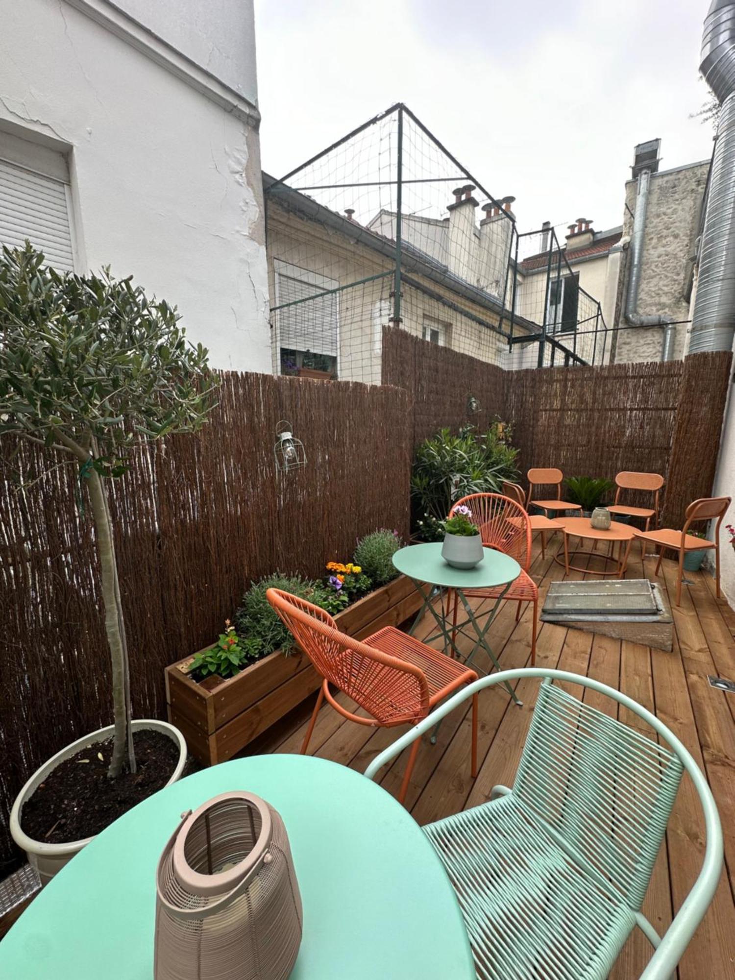 A La Buttes Aux Cailles Paris