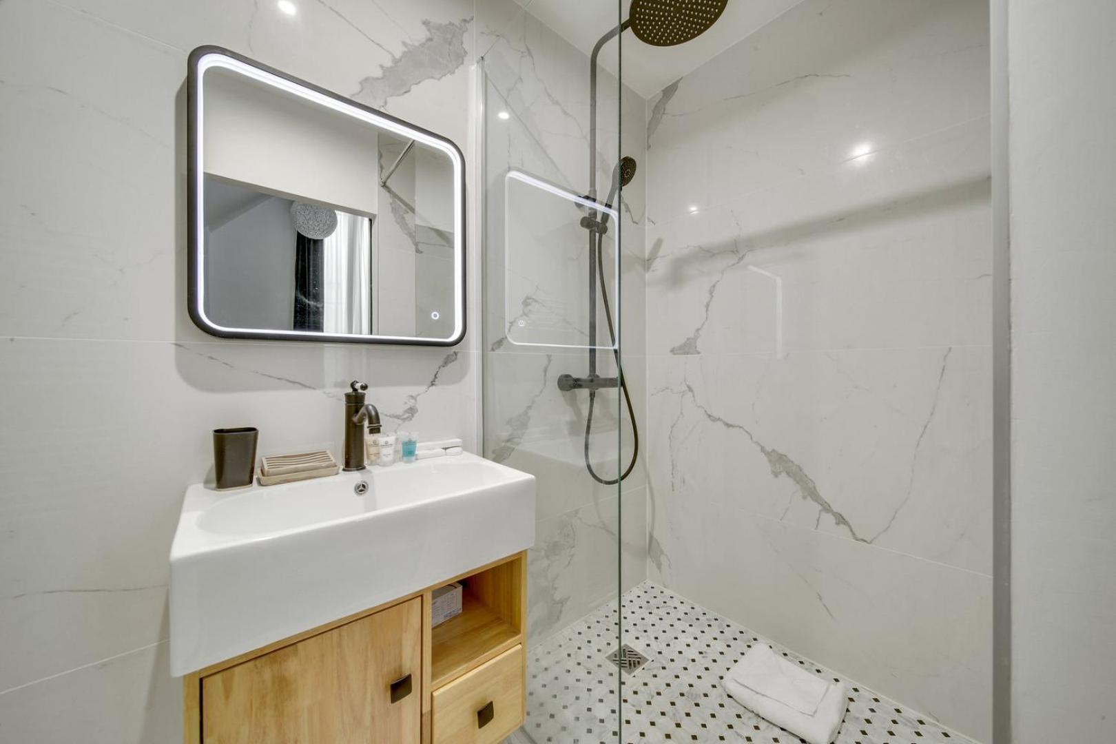 240 Elysee - Superb In Apartment Paris