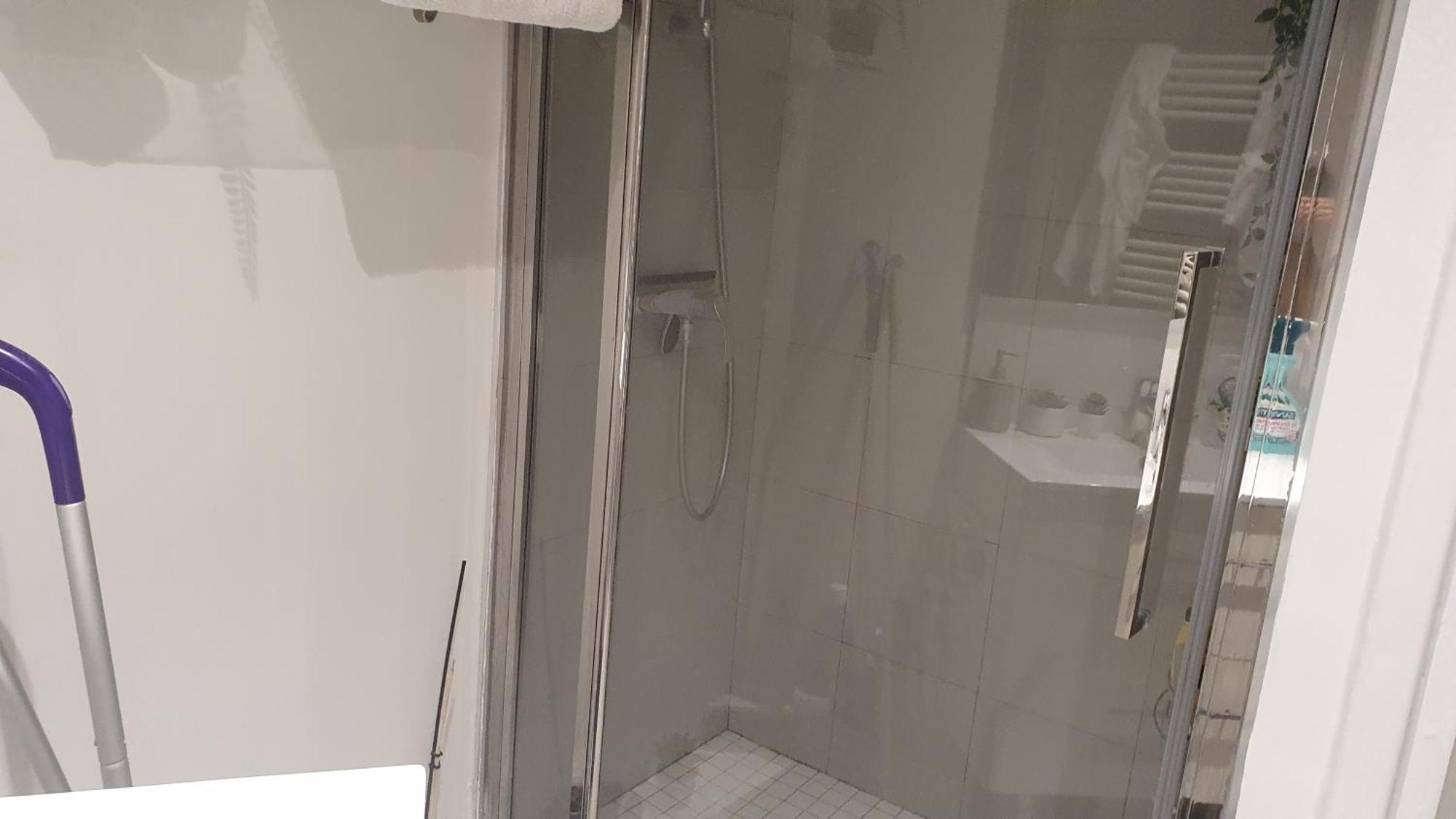 1 Minute Gare Montparnasse,center,close To Louvre Meusm And Eiffel Tour ,amusing Place Apartment *