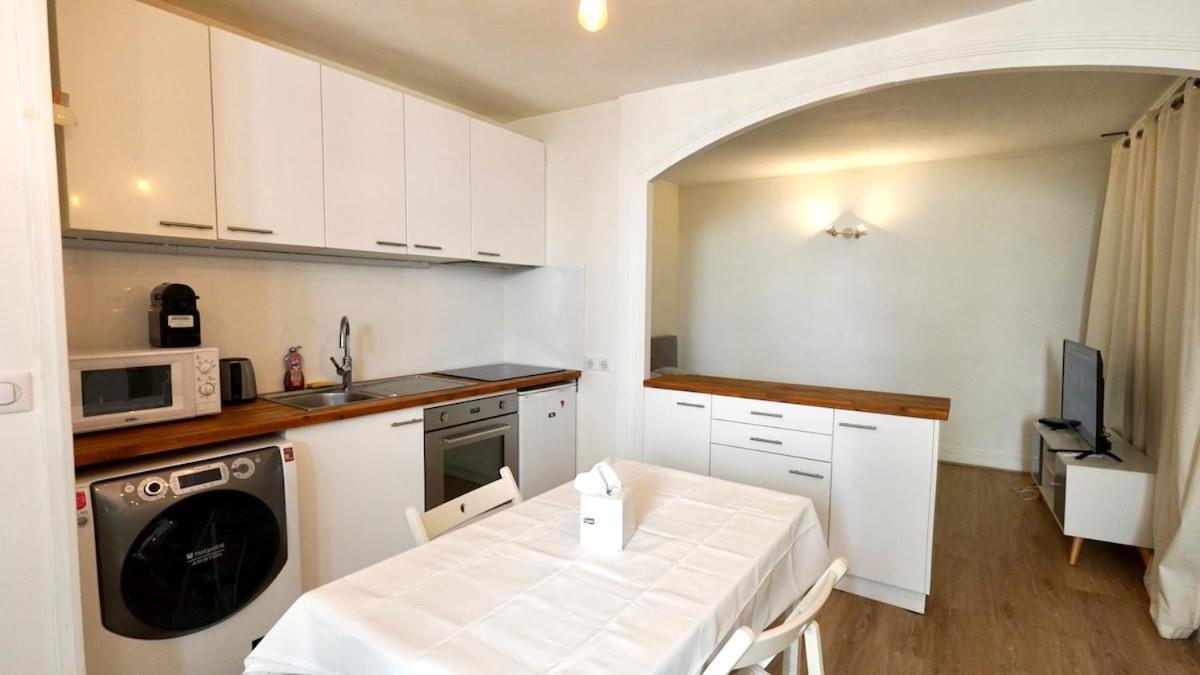 Apartment 07 Grand On The Place Des Vosges