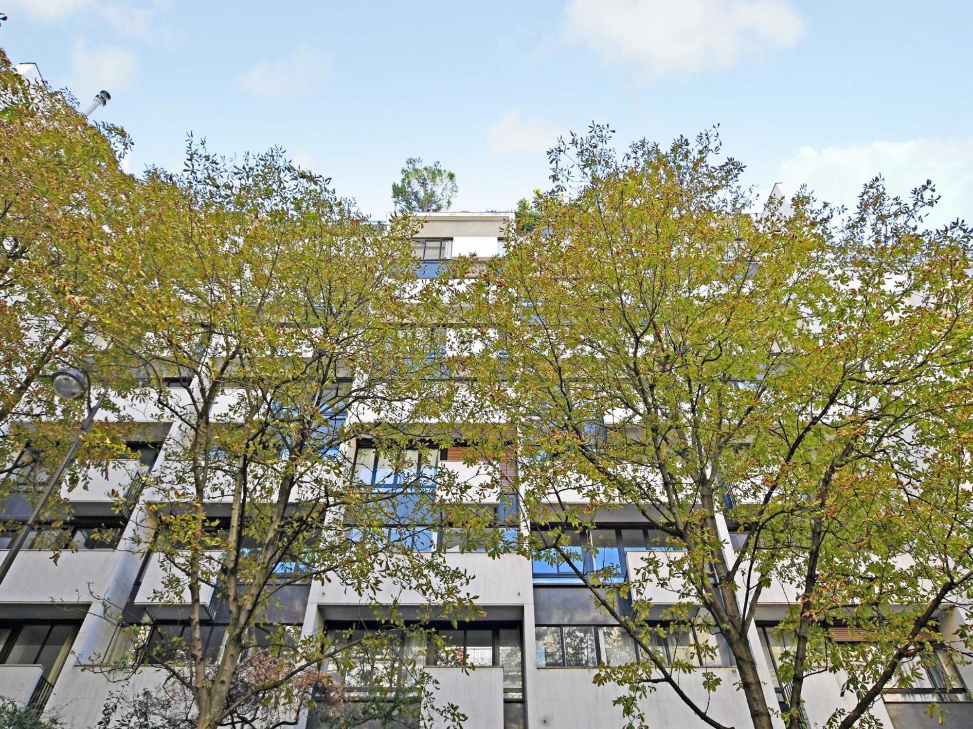 Quiet - Victor Hugo Dauphine - Mobility Lease Apartment