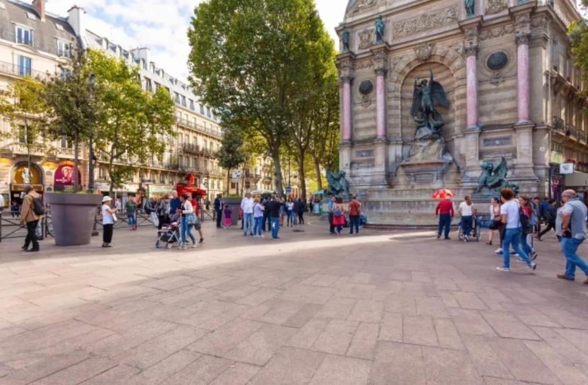 Haussmannien Saint Michel Notre Dame *