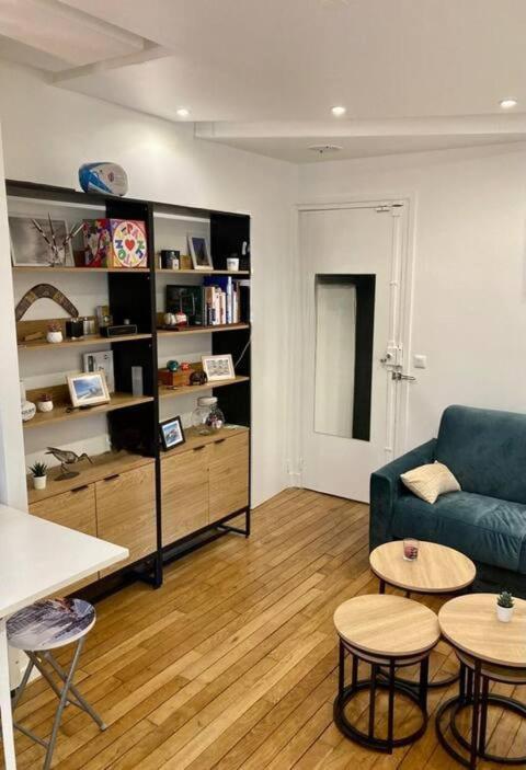 15 Apartment *