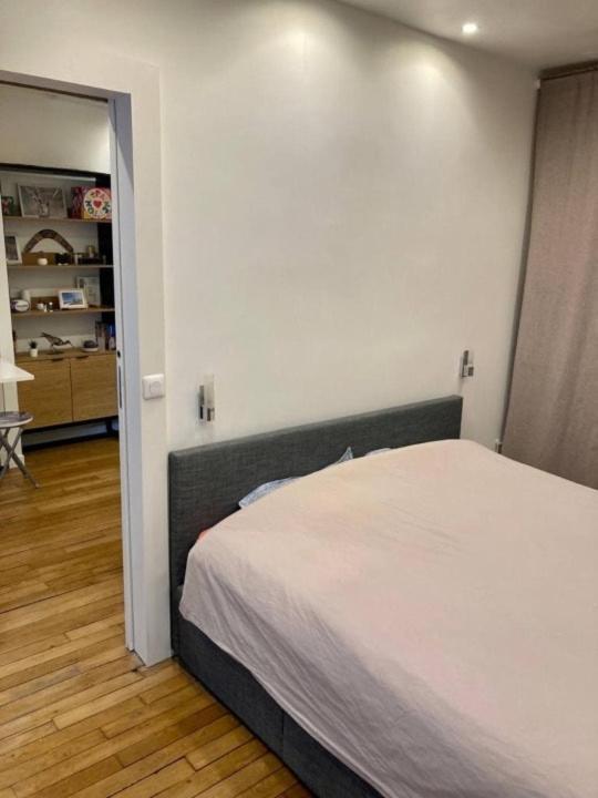 Apartment 15 *