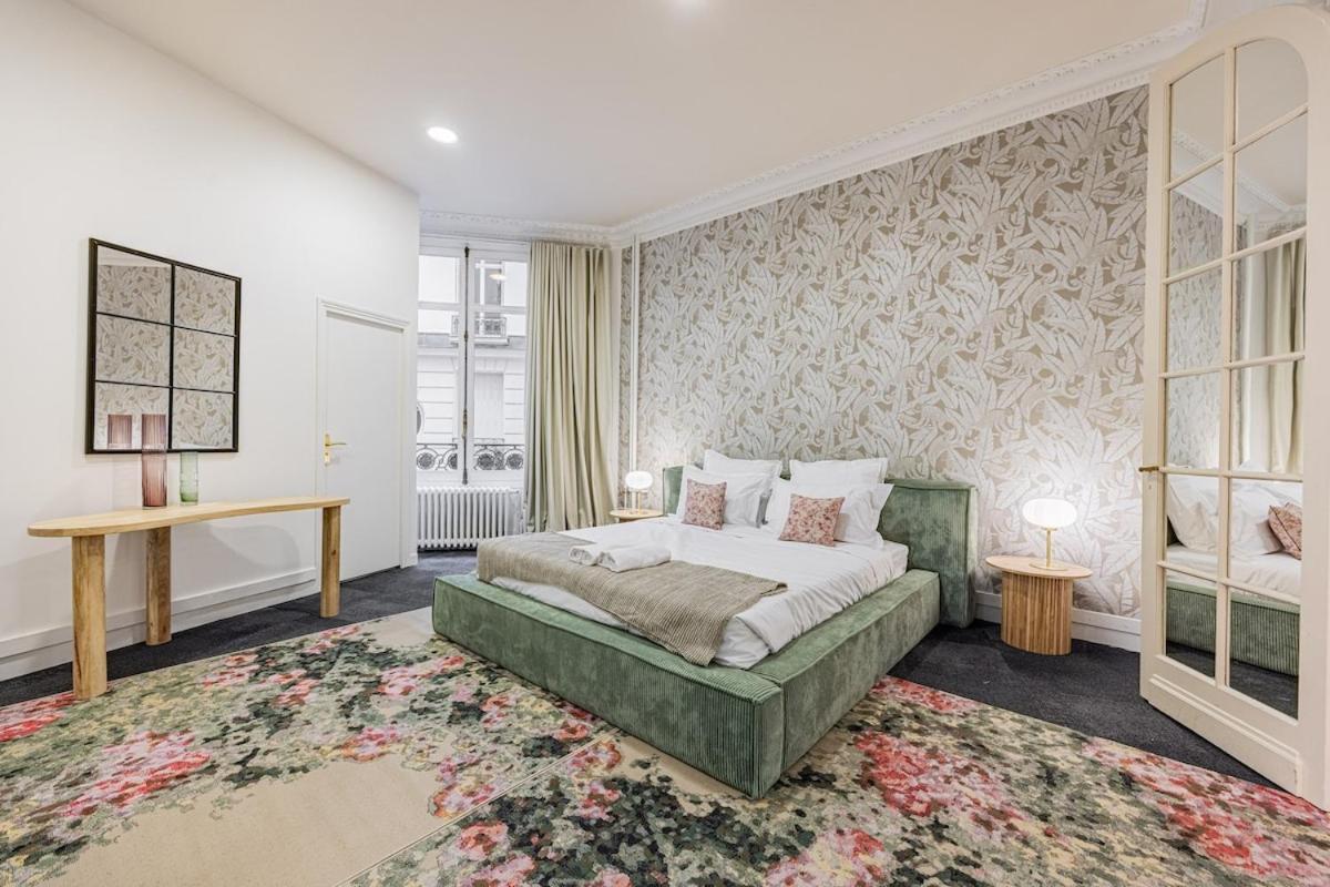 Apartment Amazing 4bedrooms Champs Elysees Ac